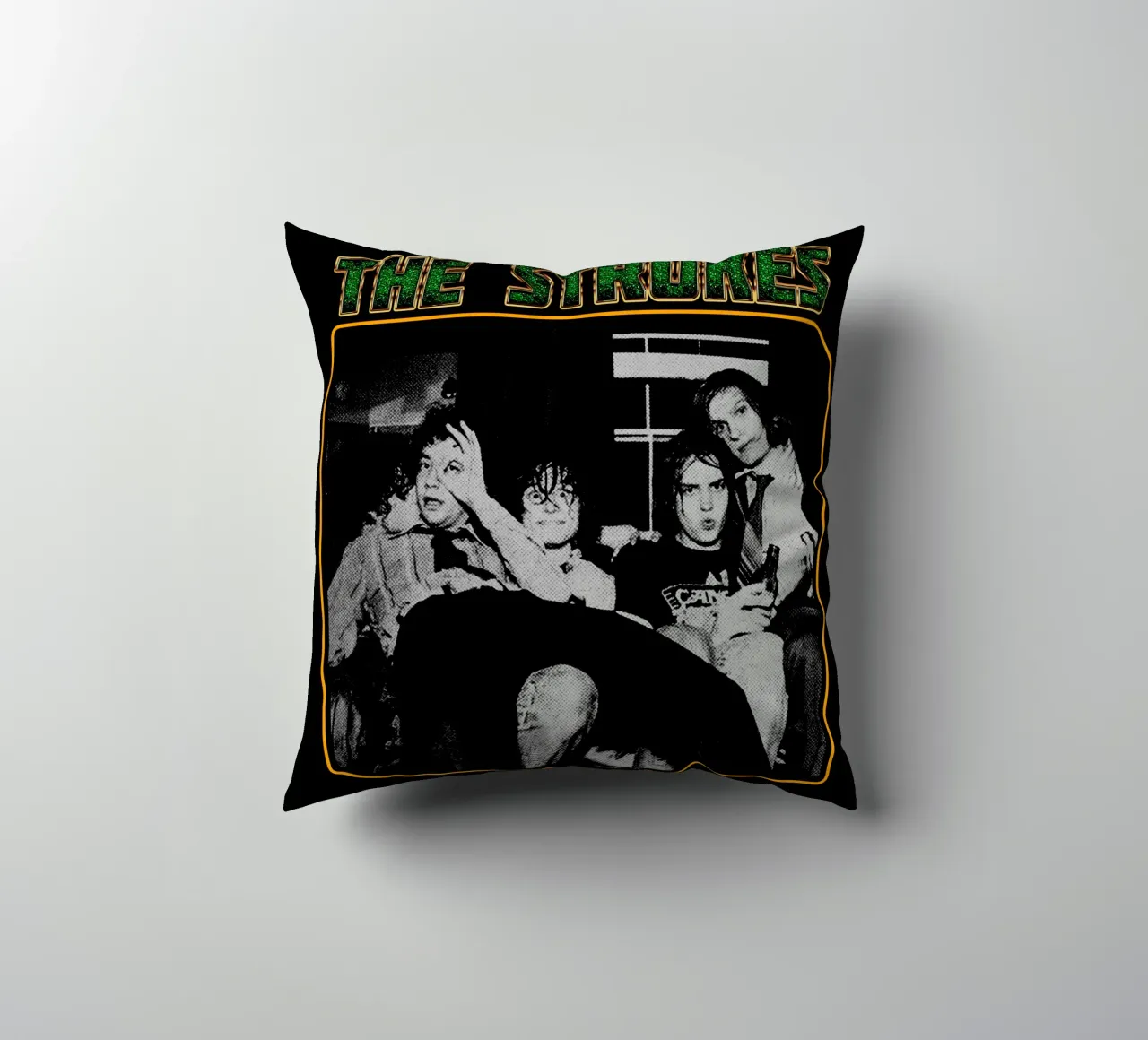 Il classico degli Strokes cuscino da mannys_artt