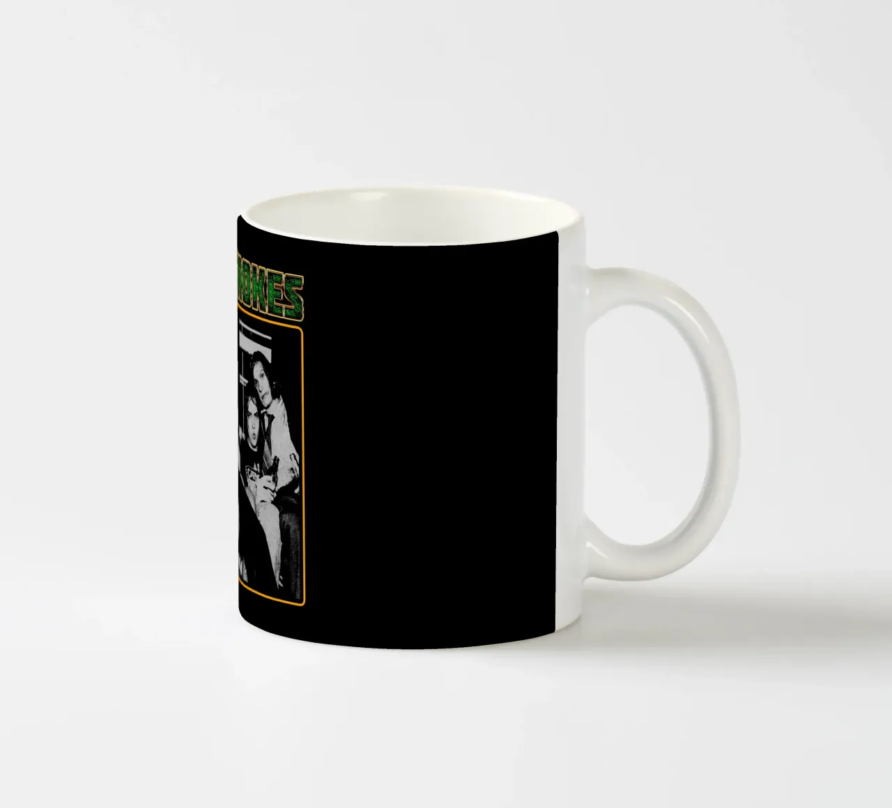 Il classico degli Strokes tazza in ceramica da mannys_artt