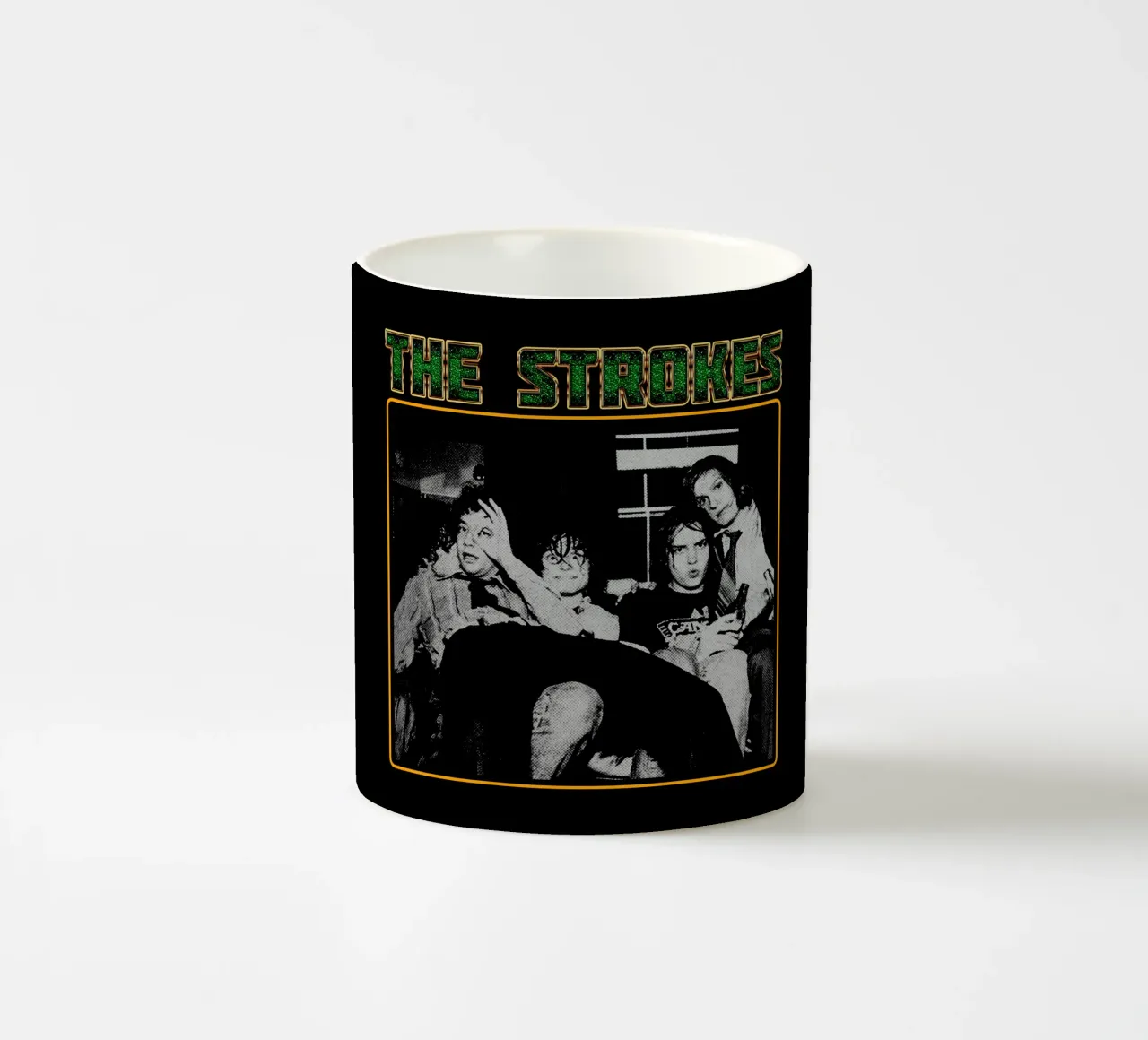 Il classico degli Strokes tazza in ceramica da mannys_artt