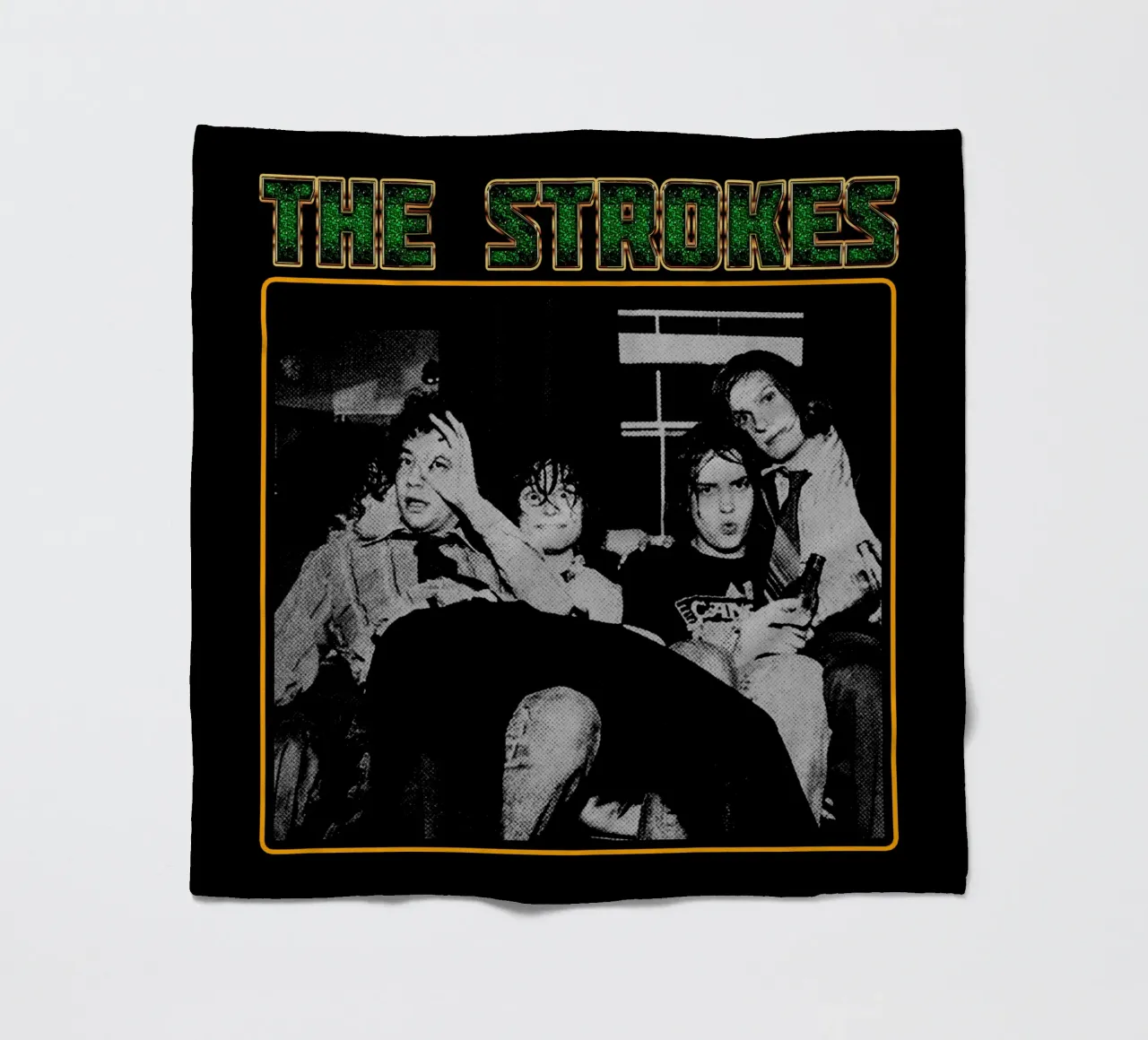 Il classico degli Strokes coperta in pile da mannys_artt