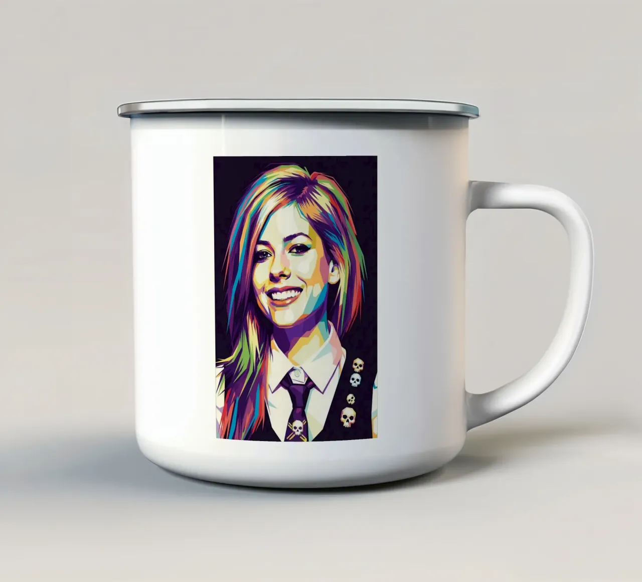 Avril Lavigne con l'iconico sorriso tazza in smalto da Hantamrata