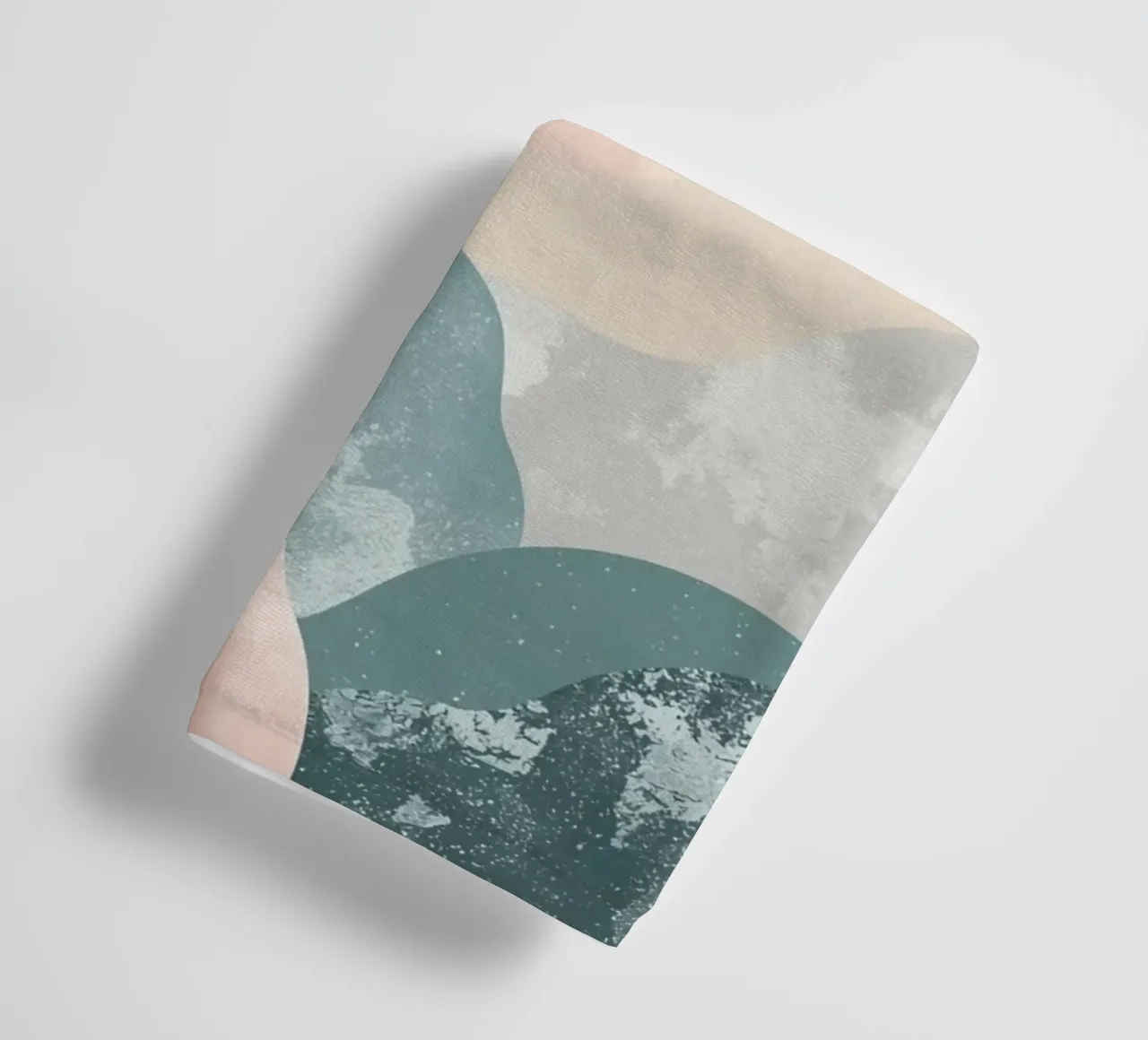 Illustrazione astratta di forme ondulate in colori tenui asciugamano da bagno da DesignDoodle