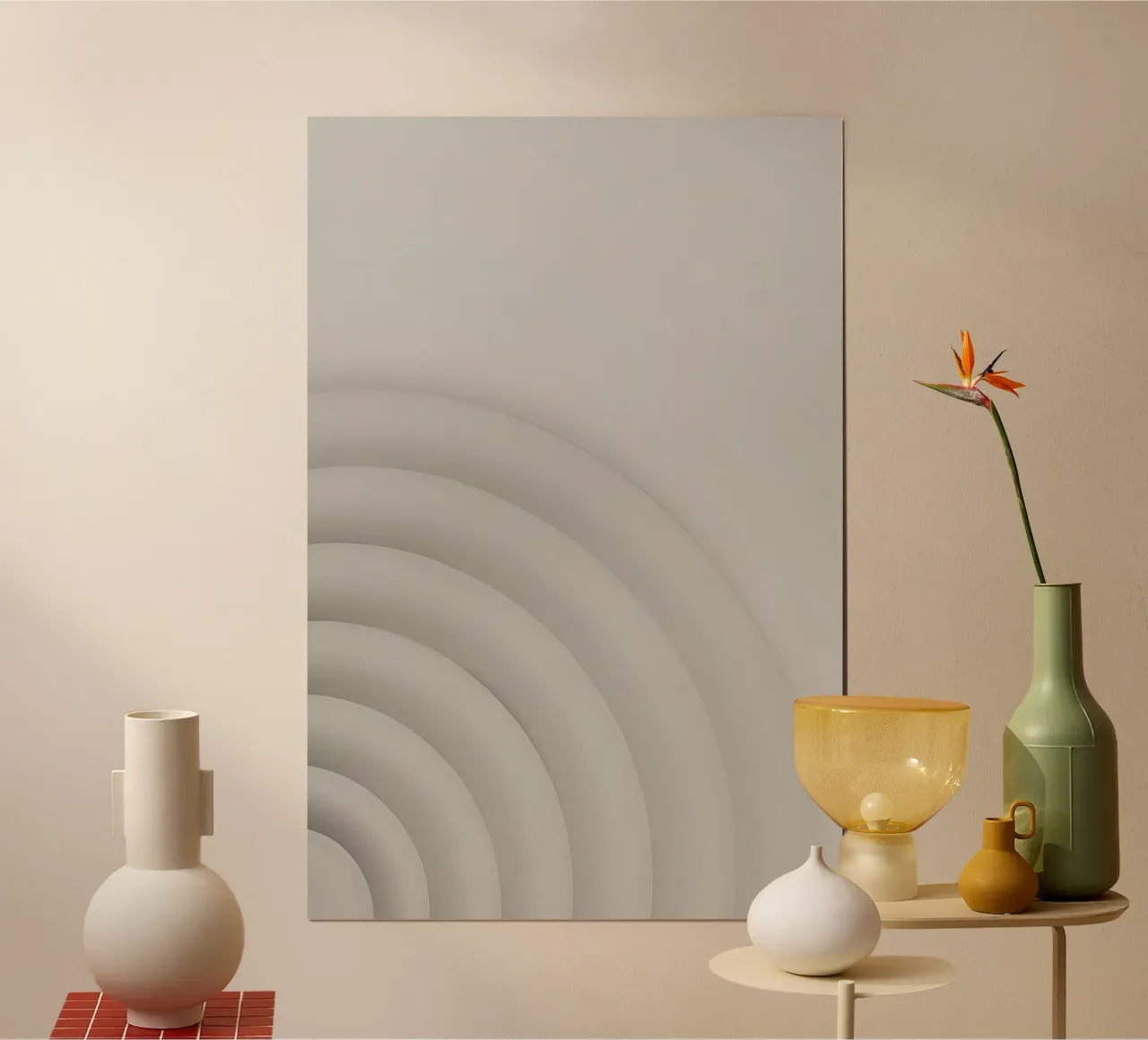Forme grigie curve concentriche su sfondo grigio poster con telaio in plastica da DesignDoodle