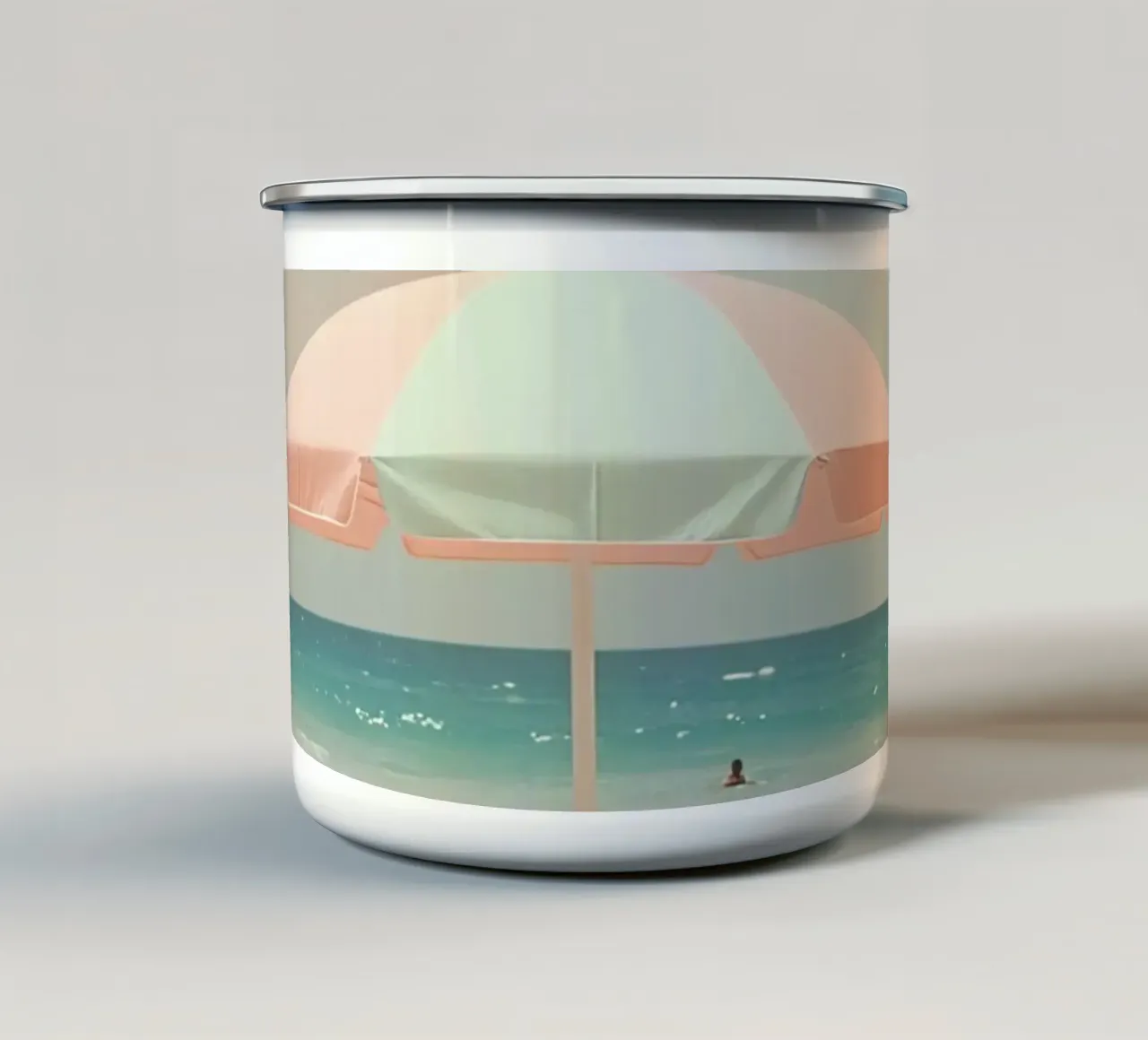 Sedia ombrellone e nuotatore tazza in smalto da DesignDoodle