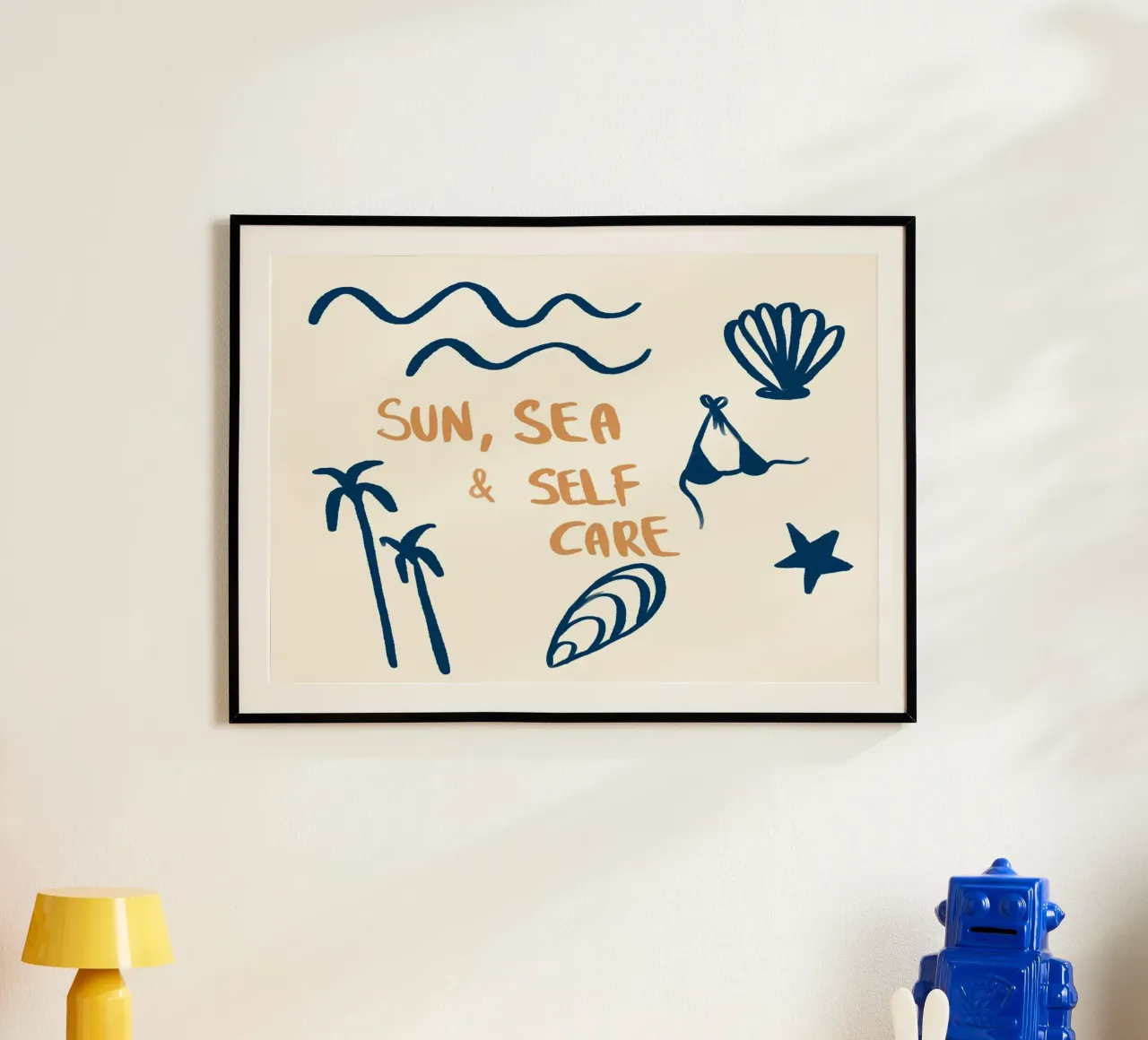 Sonne, Meer & Selbstfürsorge, Strand Kunstdruck Poster mit Kunststoffrahmen von dawnthesea