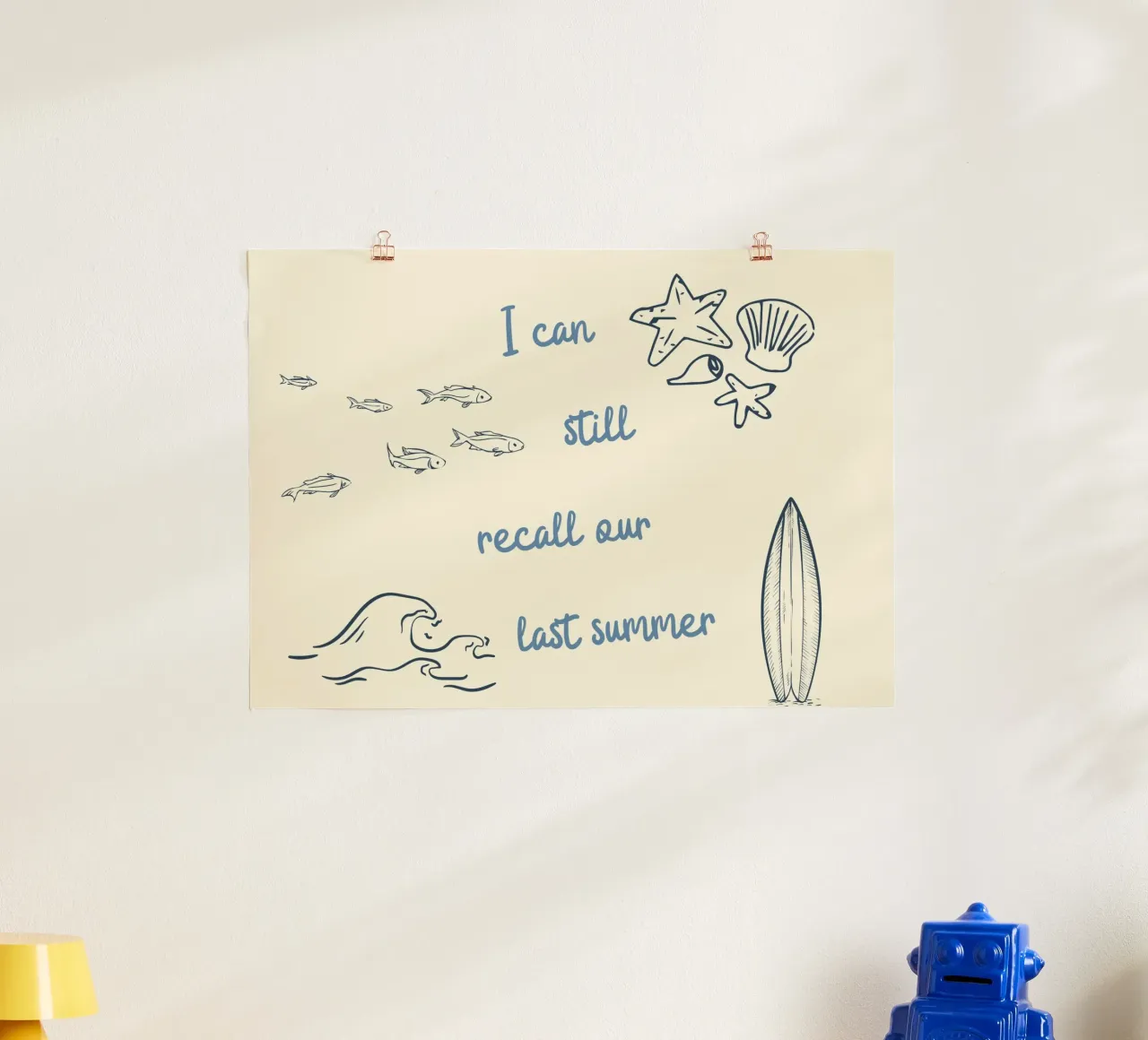 Letzter Sommer, Nostalgische Strandkunst, Memories Print Poster mit Kunststoffrahmen von dawnthesea