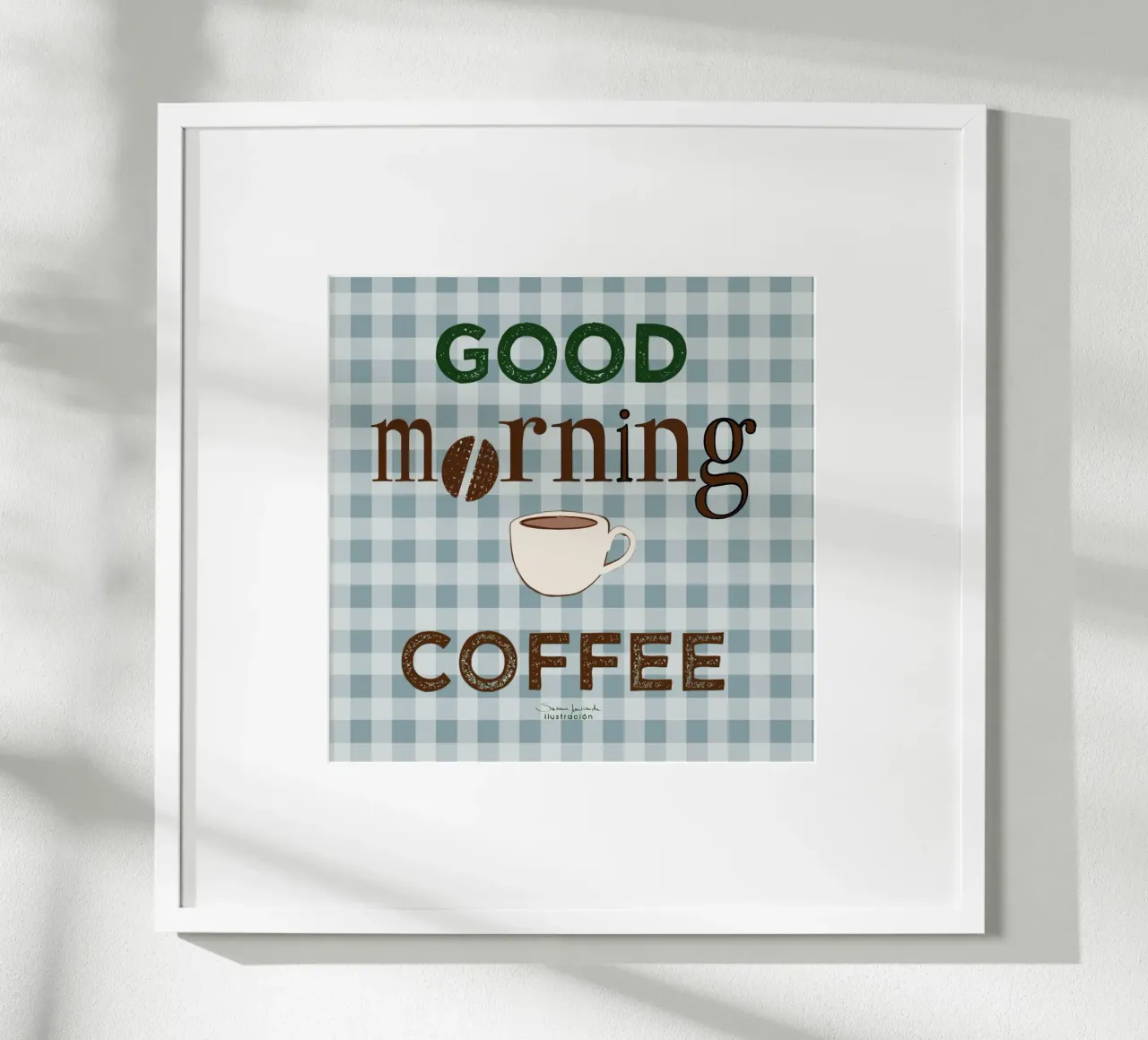 Guten Morgen Kaffee Kunstdruck auf blauem Gingham Hintergrund. Poster mit Kunststoffrahmen von Art by Susana Miranda ilustración
