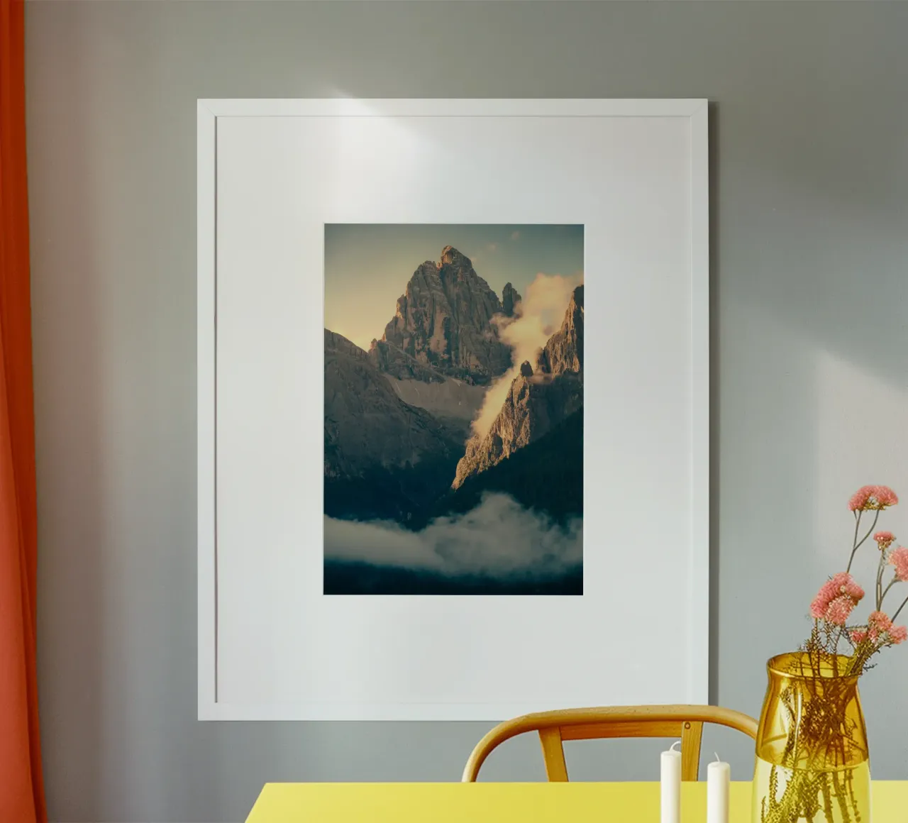 mountain surround clouds poster con telaio in plastica da lily