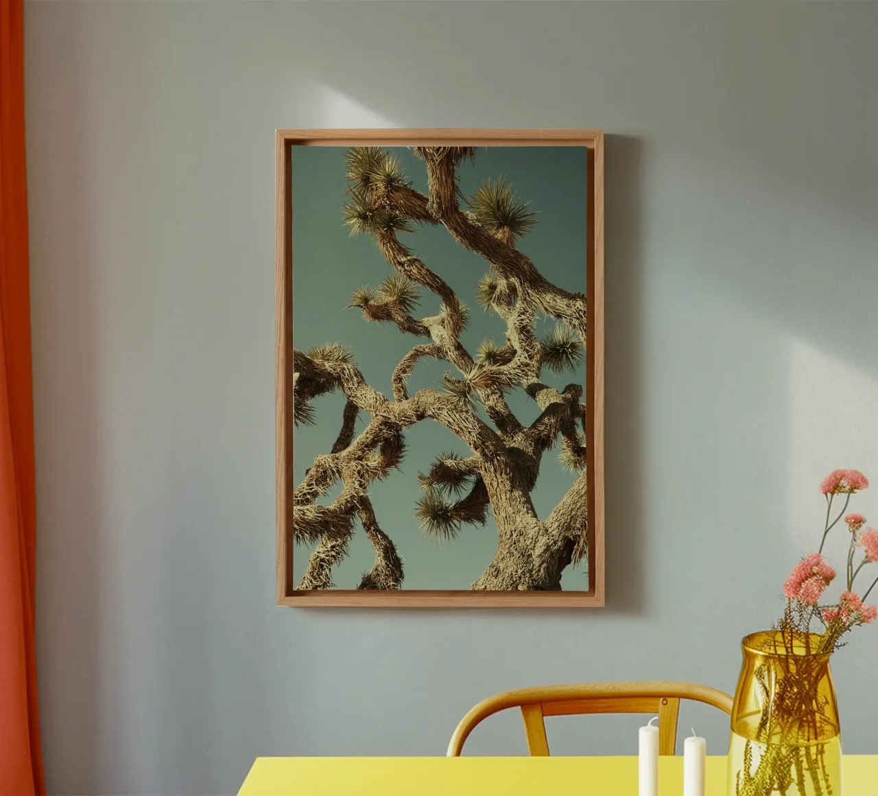 shape of tree tela con Cornice a cassetta da lily