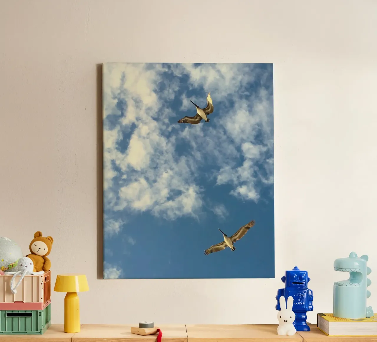 two bird in sky tela con Cornice a cassetta da lily