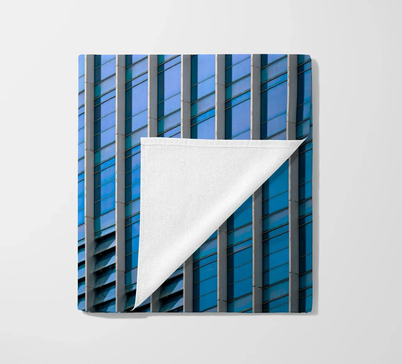shining building telo mare da kichin