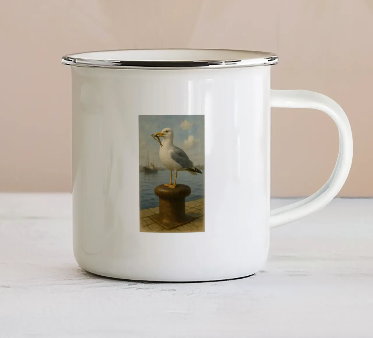 Möwe mit Sprotte tazza in smalto da Fies&Fein