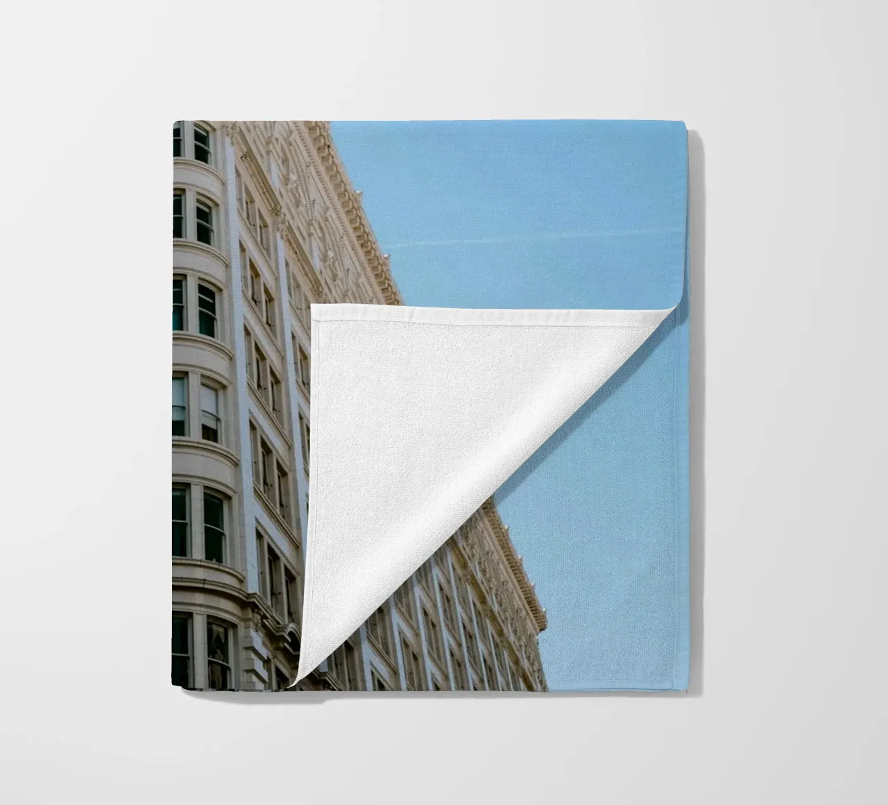 the triangle building telo mare da carsa