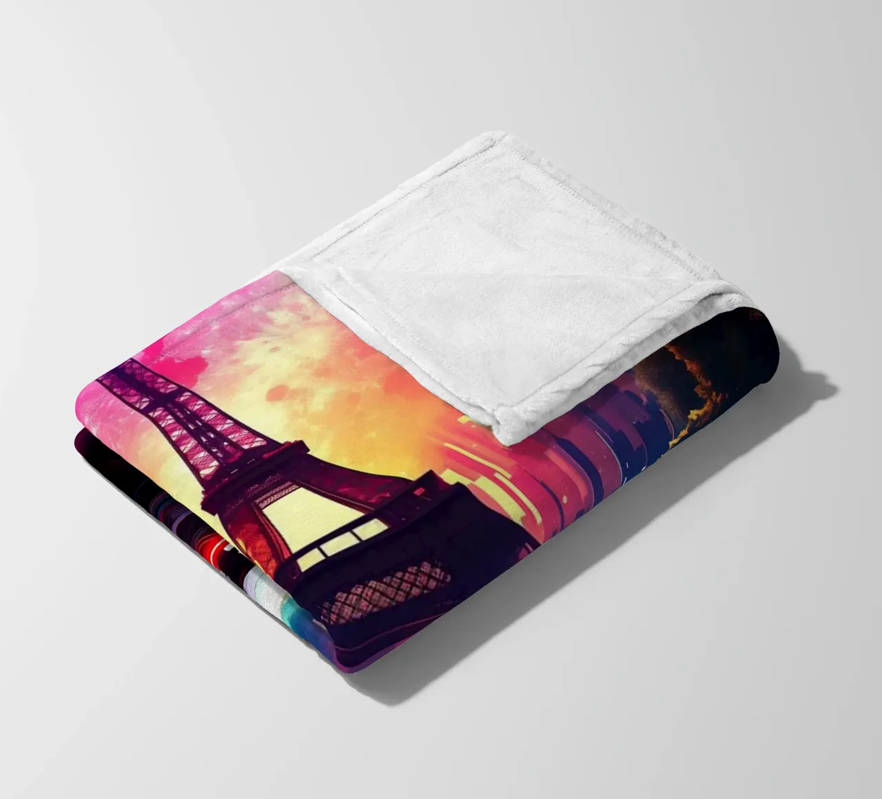 Torre Eiffel Parigi Francia coperta in pile da Fleur de Lys