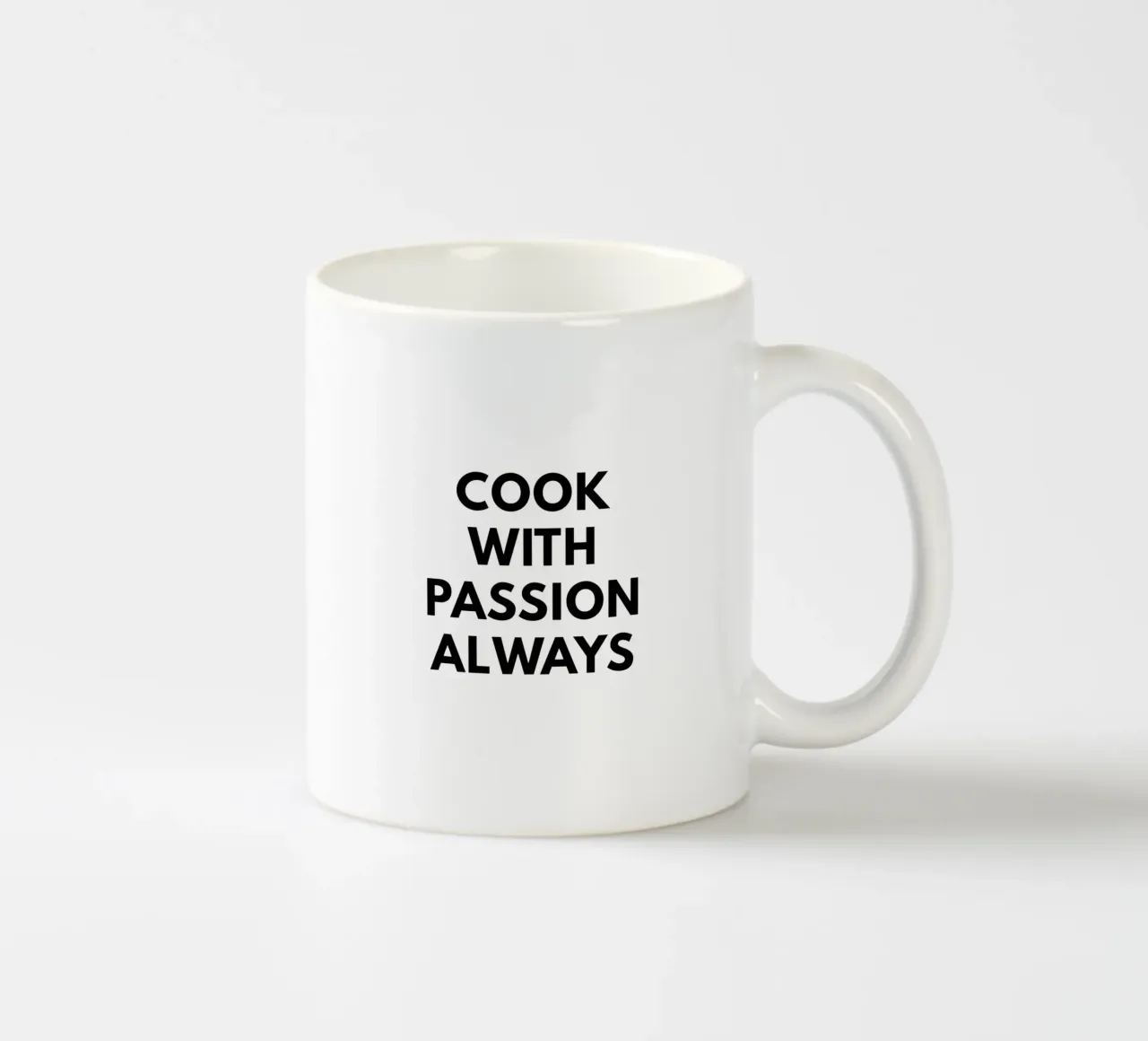 Cucinare sempre con passione tazza in ceramica da Typo Designs