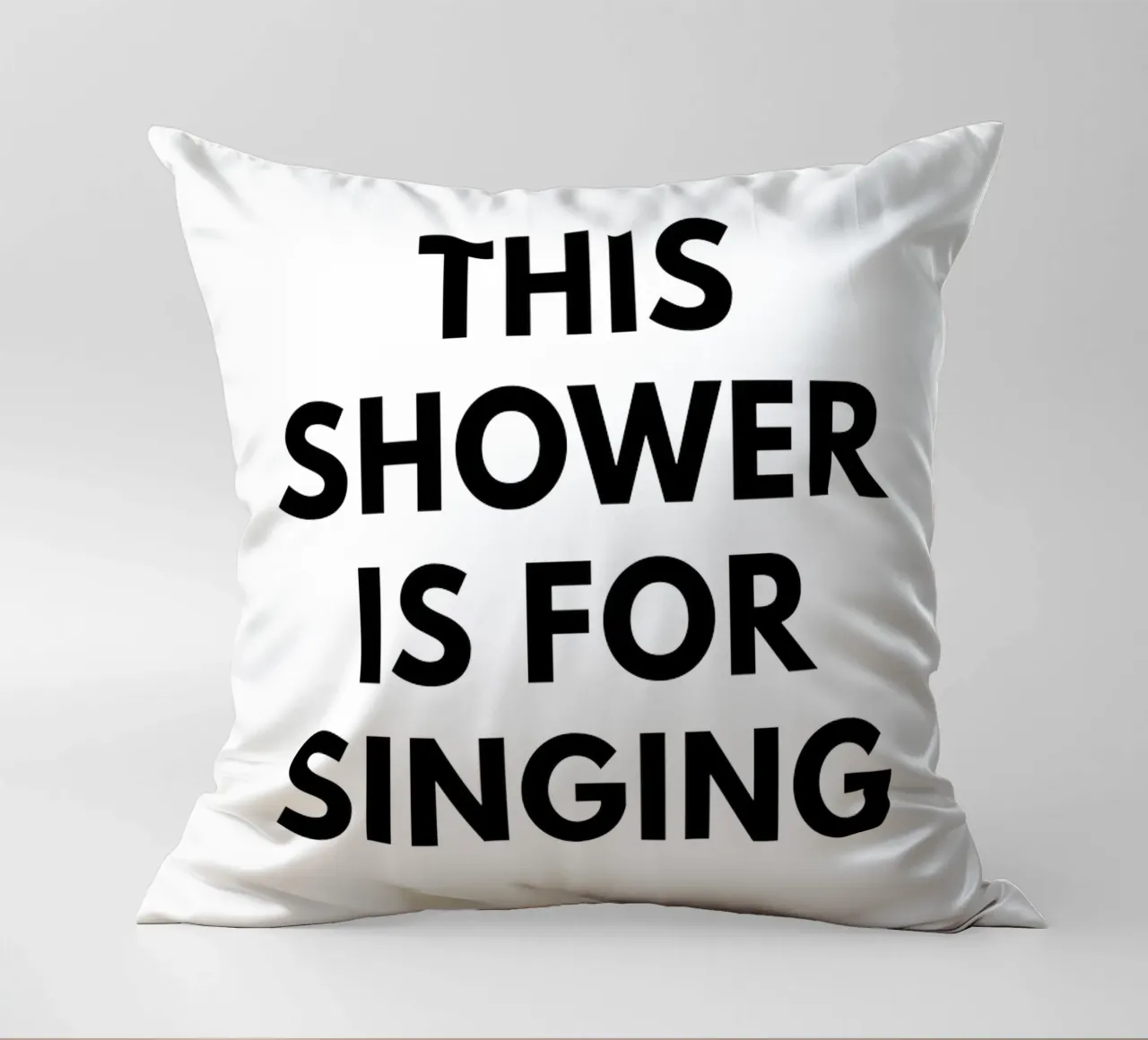 Questa doccia è per cantare cuscino da Typo Designs
