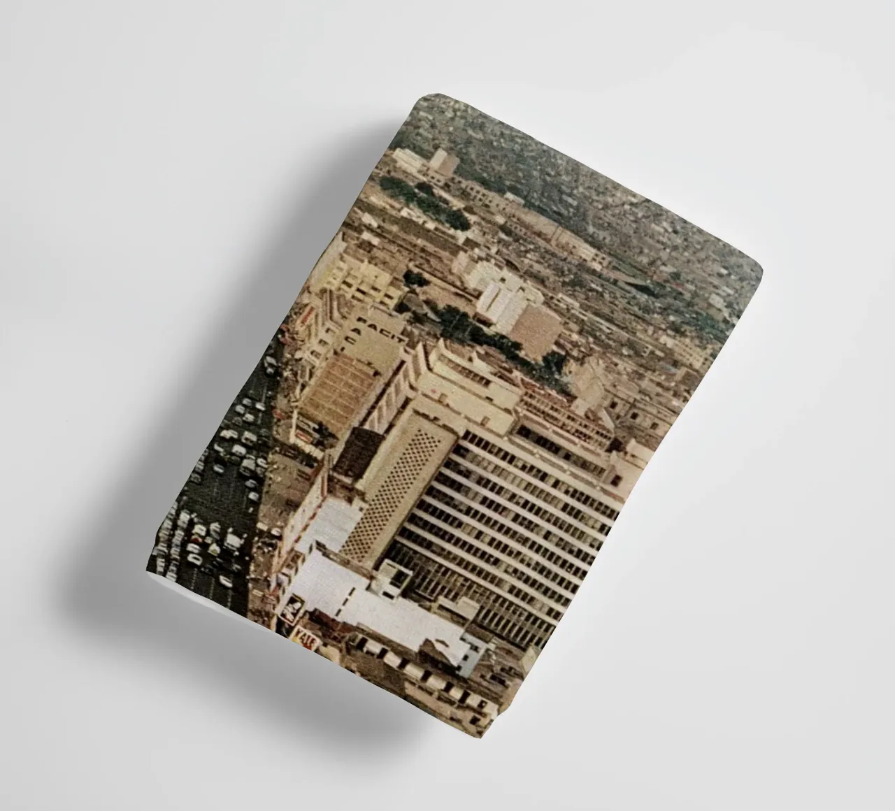 Città dello spazio asciugamano da bagno da Cassia Beck Collage