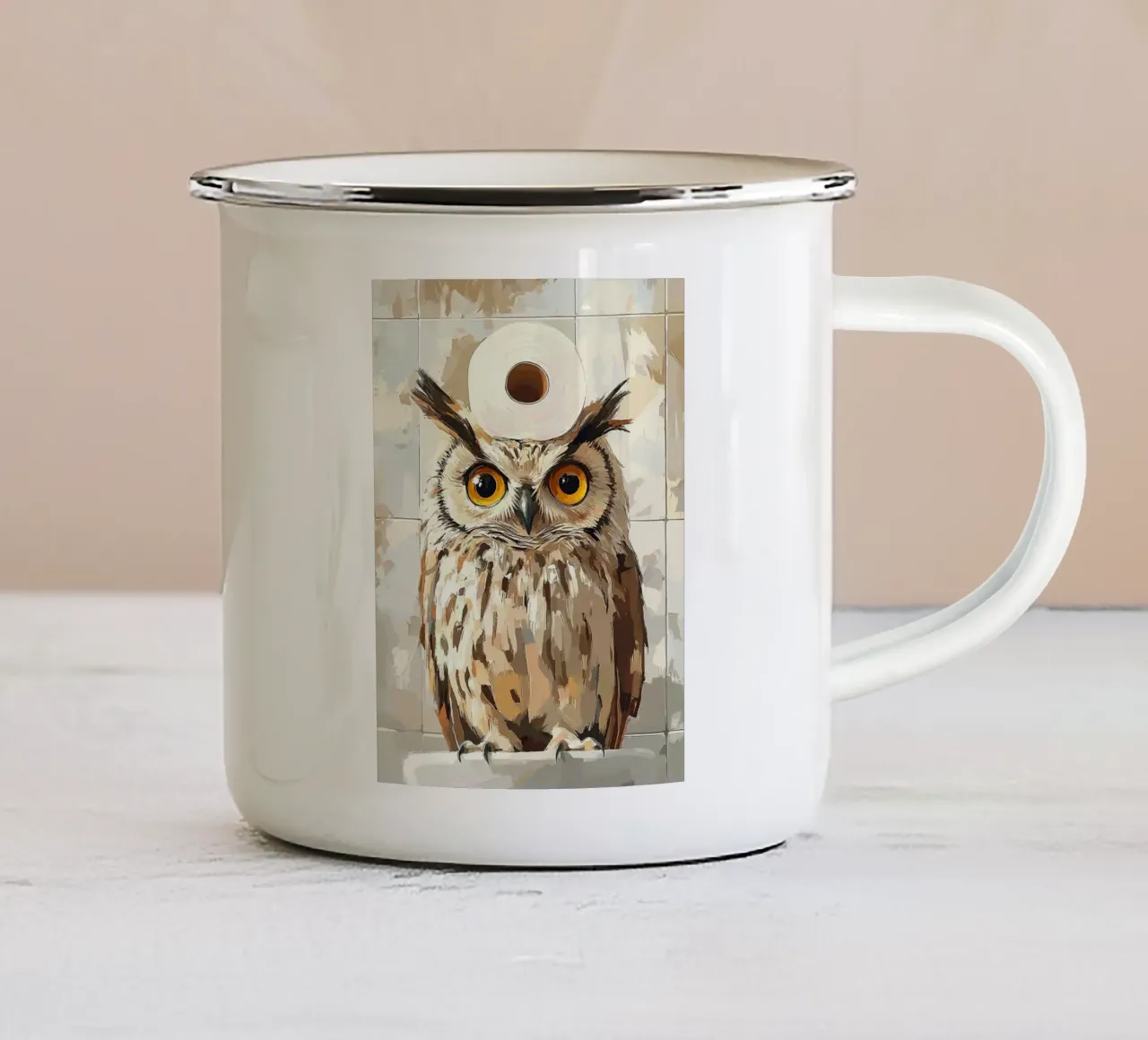 Gufo con cappello di carta igienica tazza in smalto da Sabine Klein