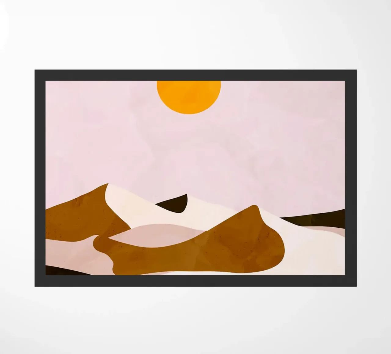 Paesaggio desertico minimalista con sole zerbino da Sabine Klein