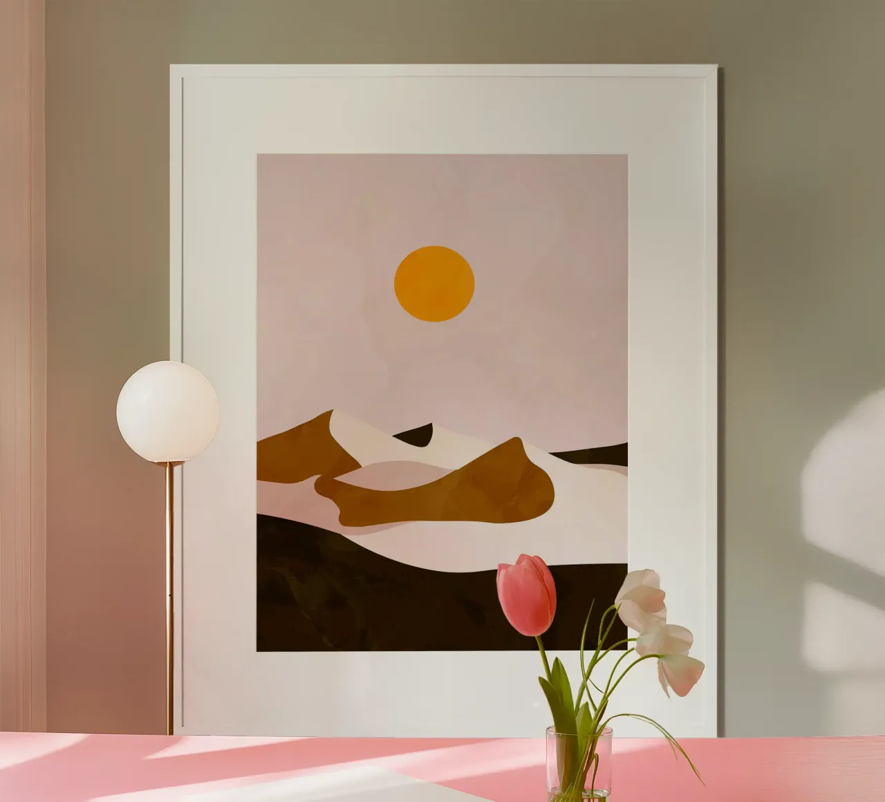 Paesaggio desertico minimalista con sole poster con telaio in alluminio da Sabine Klein