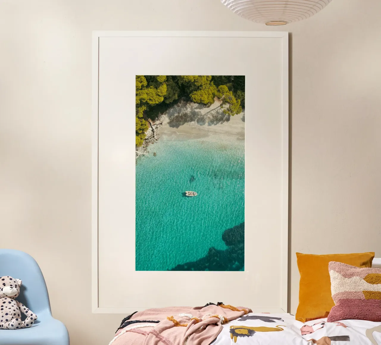 beach and the boat poster con telaio in plastica da mip of map