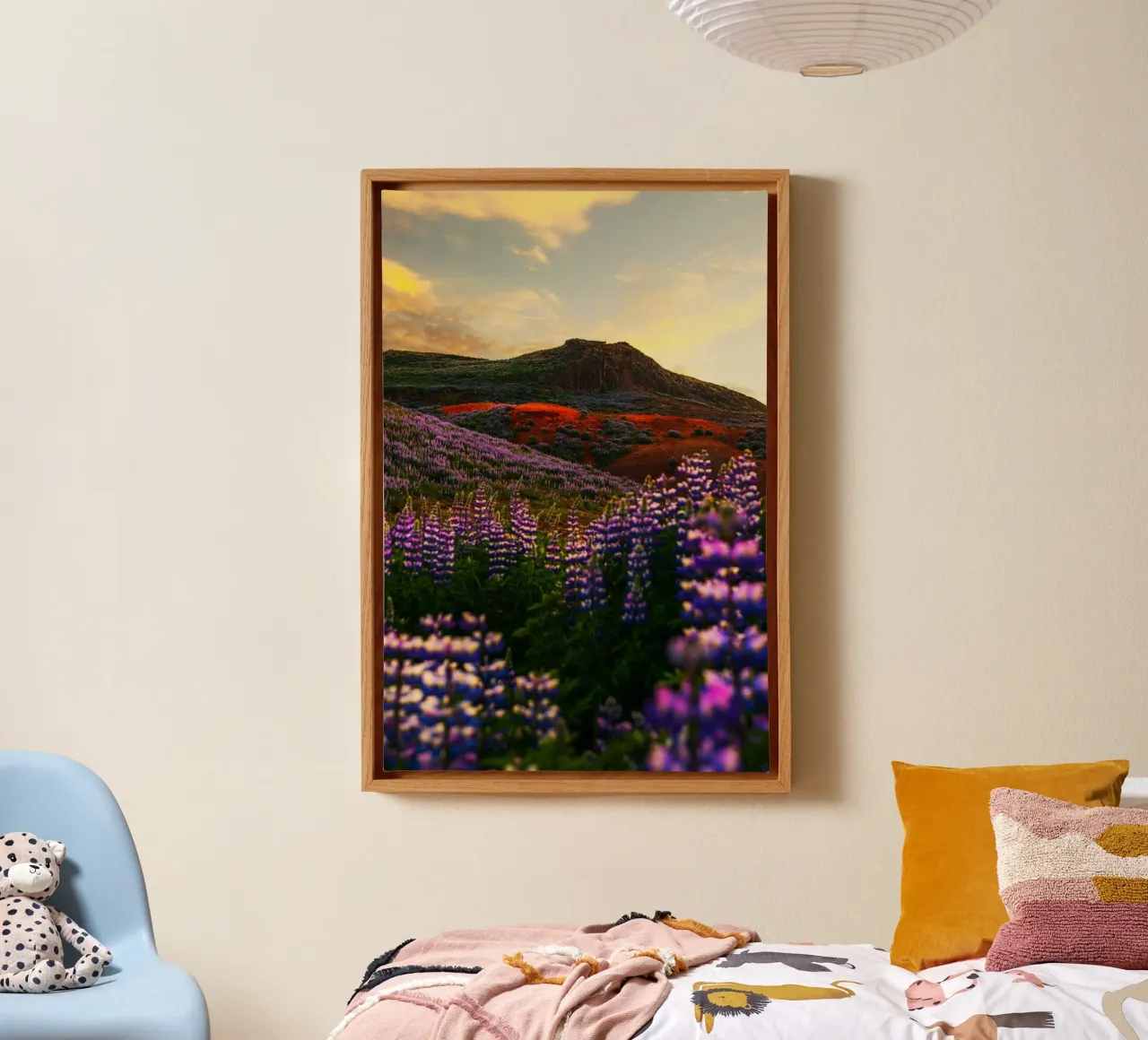blossom in huge garden tela con Cornice a cassetta da Good days