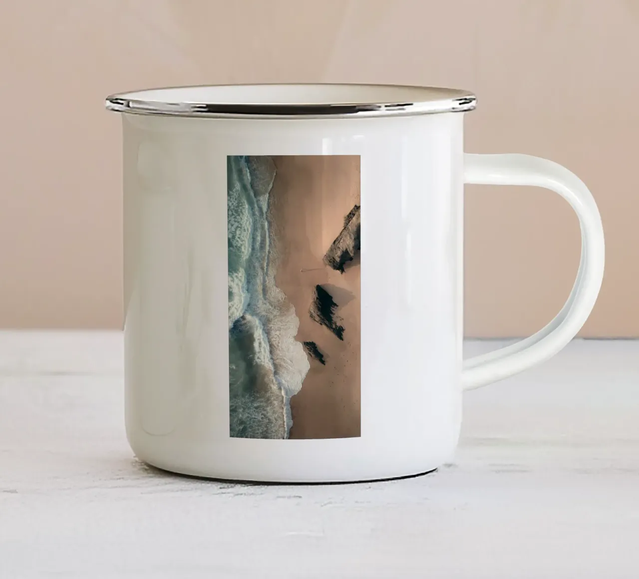beach and rock tazza in smalto da kichin