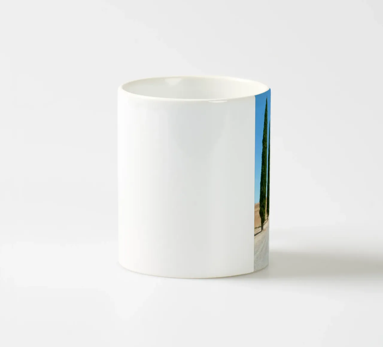 row of tree tazza in ceramica da carsa