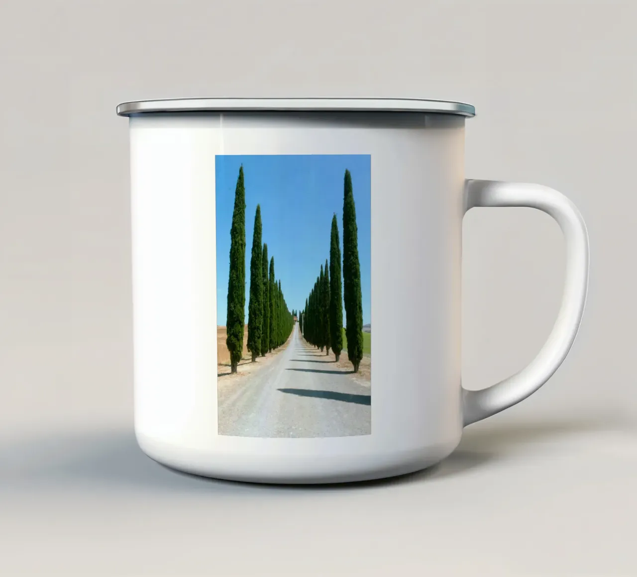 row of tree tazza in smalto da carsa