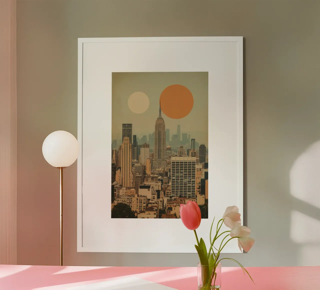 Empire State Building con sole e luna poster con telaio in alluminio da DesignDoodle