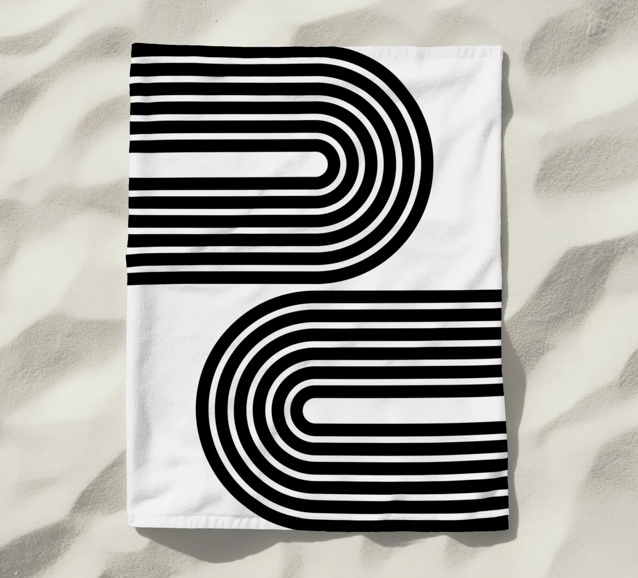 Archi geometrici minimalisti in grassetto | Nero su bianco telo mare da Beauty in Simplicity