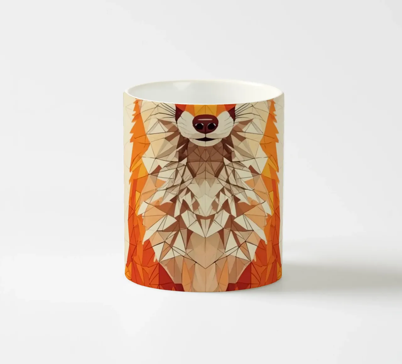 Illustrazione geometrica di una volpe con design poligonale tazza in ceramica da DesignDoodle
