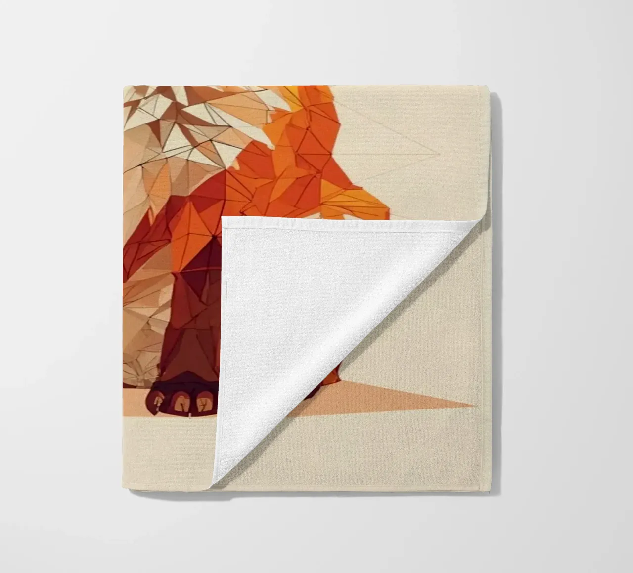 Illustrazione geometrica di una volpe con design poligonale telo mare da DesignDoodle