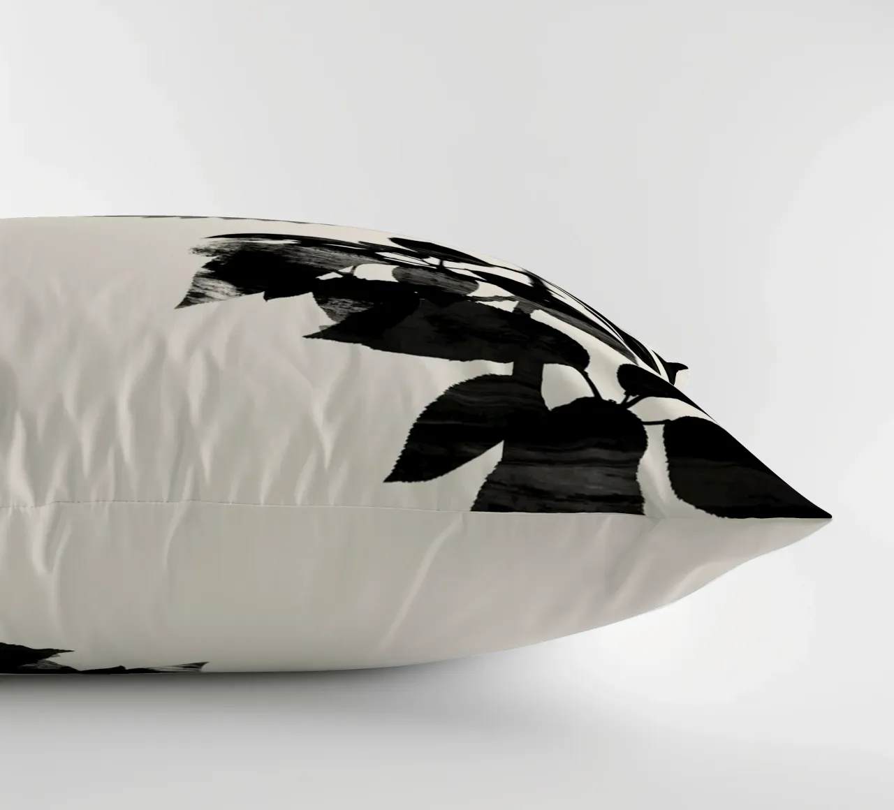 Danushka - Uccello botanico A cuscino da The Artcircle