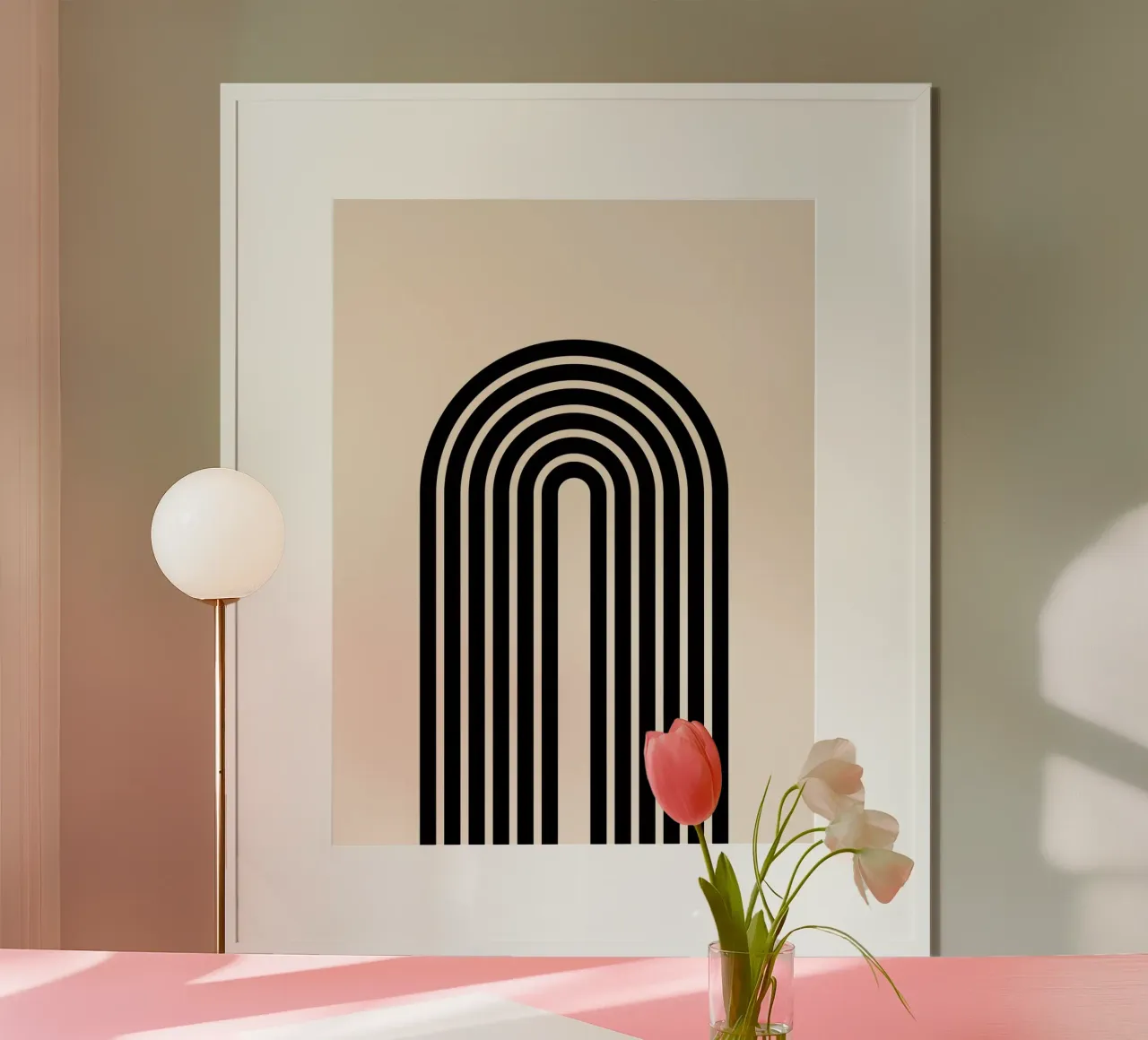 Arco geometrico minimalista in grassetto - Nero su avorio poster con telaio in plastica da Beauty in Simplicity