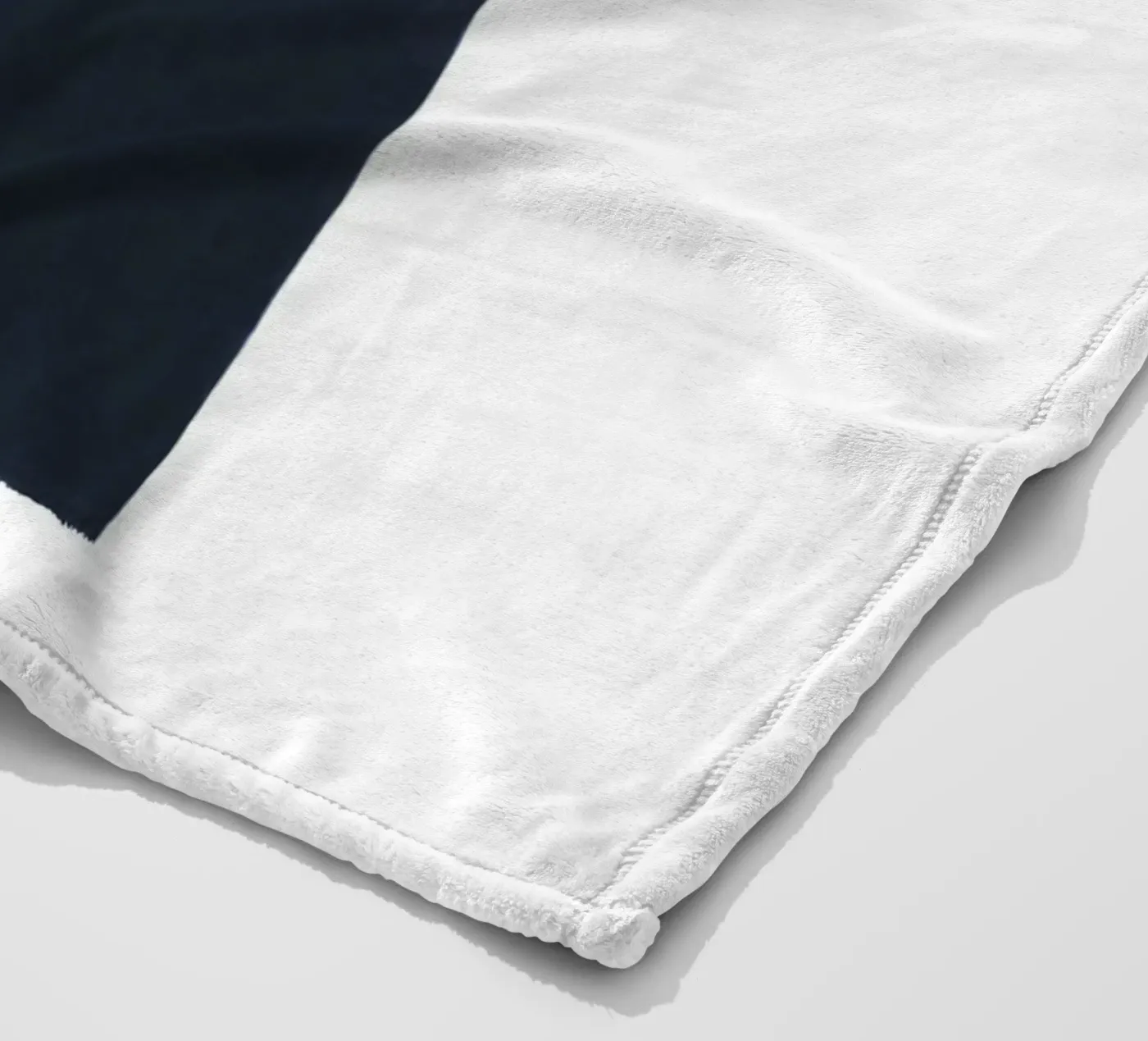 Danushka - Cryptic coperta in pile da The Artcircle