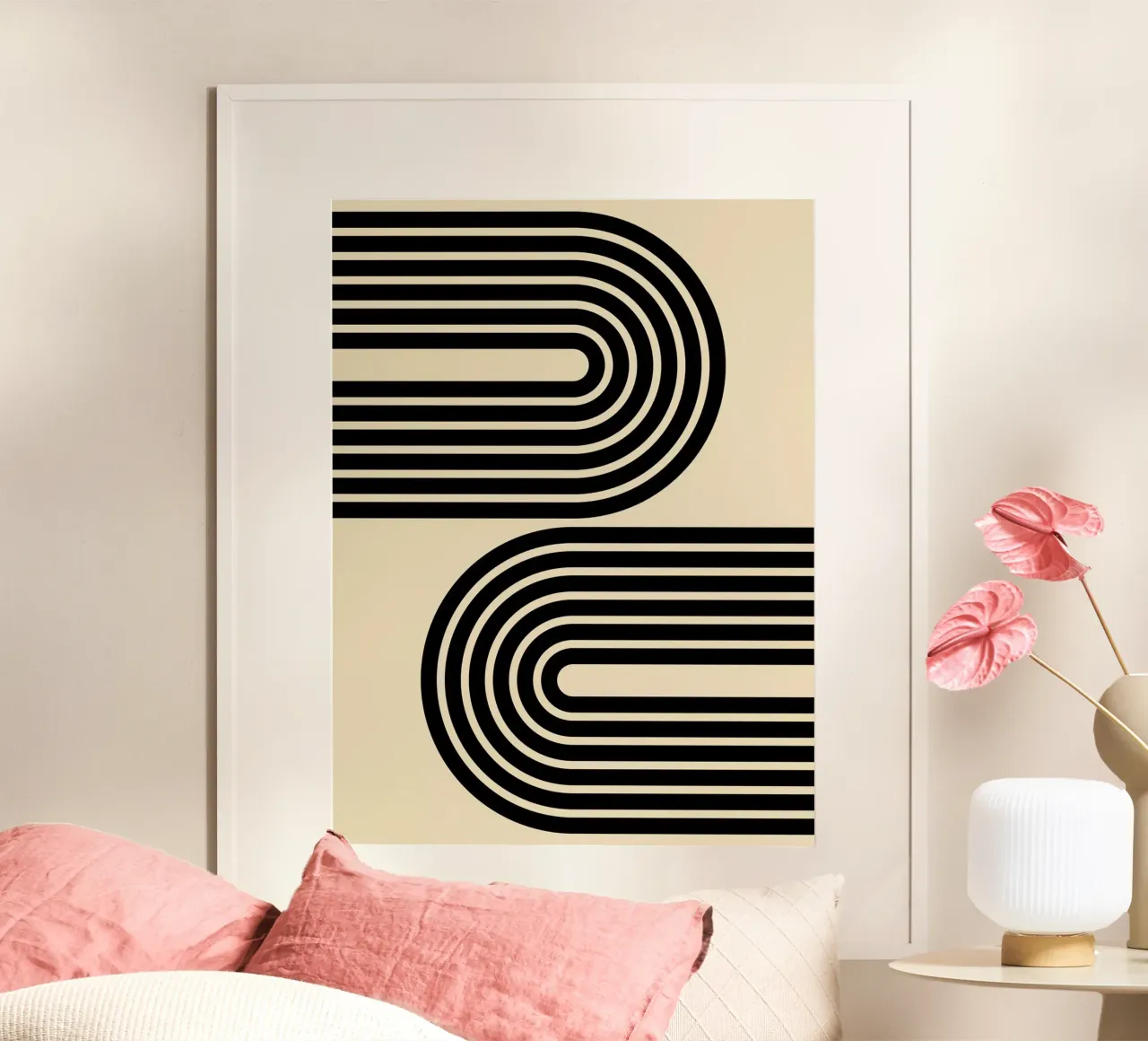 Archi geometrici minimalisti a strisce in grassetto, nero su beige poster con telaio in alluminio da Beauty in Simplicity