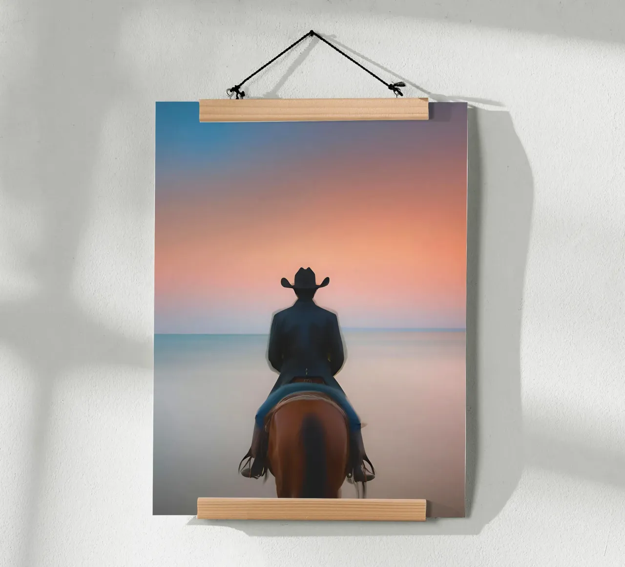 Face à la Mer poster con telaio in alluminio da ICONICA Art Studio