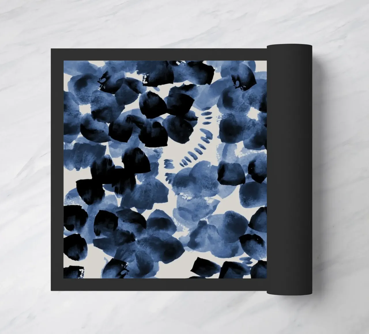 Danushka - Fiori notturni su una vite zerbino da The Artcircle