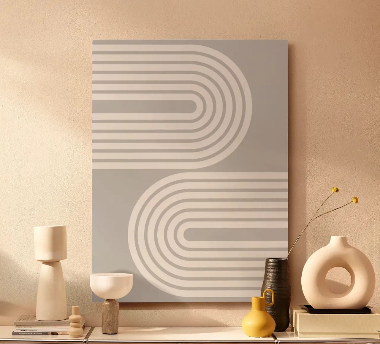 Archi geometrici minimalisti a strisce bianche su grigio chiaro alluminio dibond da Beauty in Simplicity