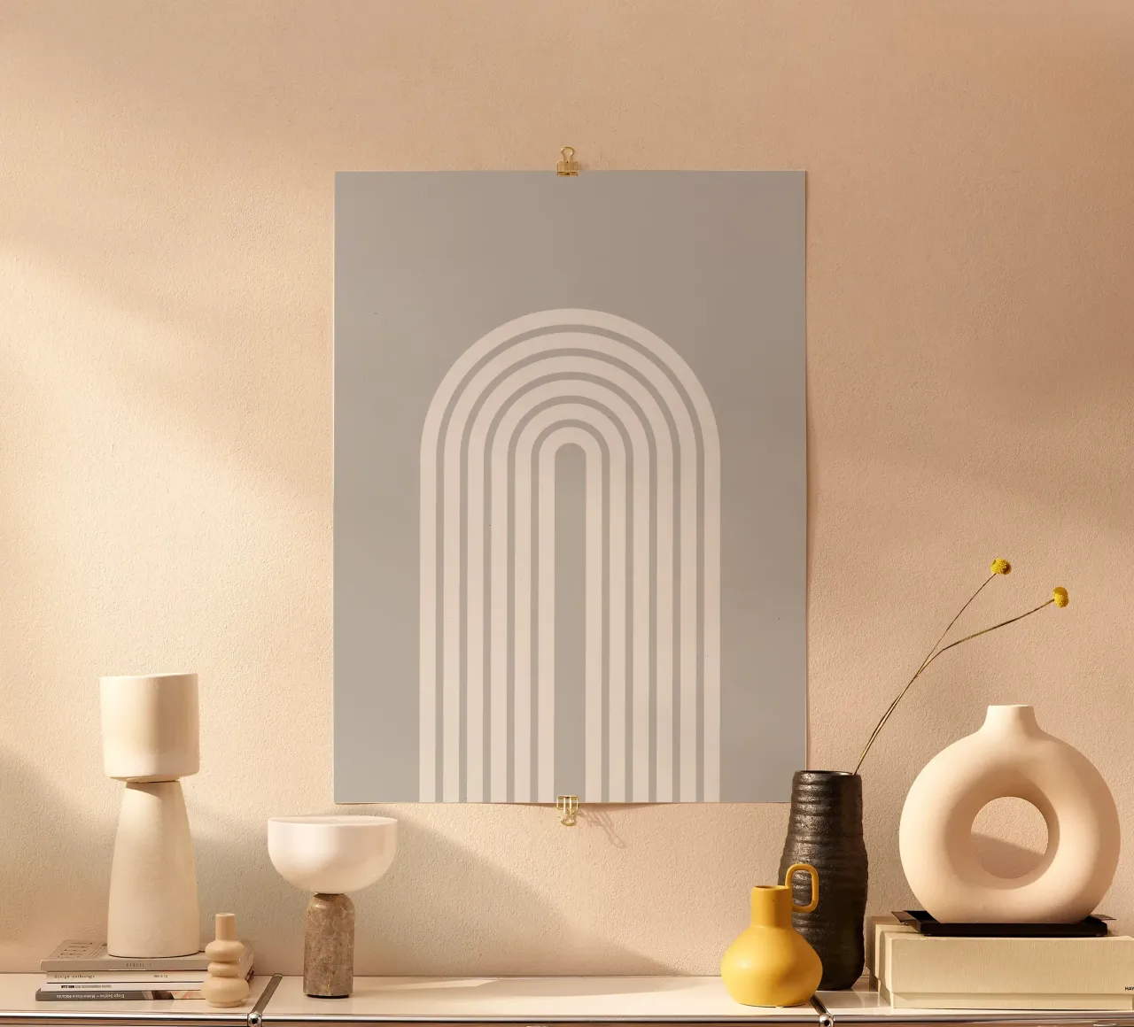 Arco geometrico minimale a righe in grassetto bianco su grigio chiaro poster da Beauty in Simplicity