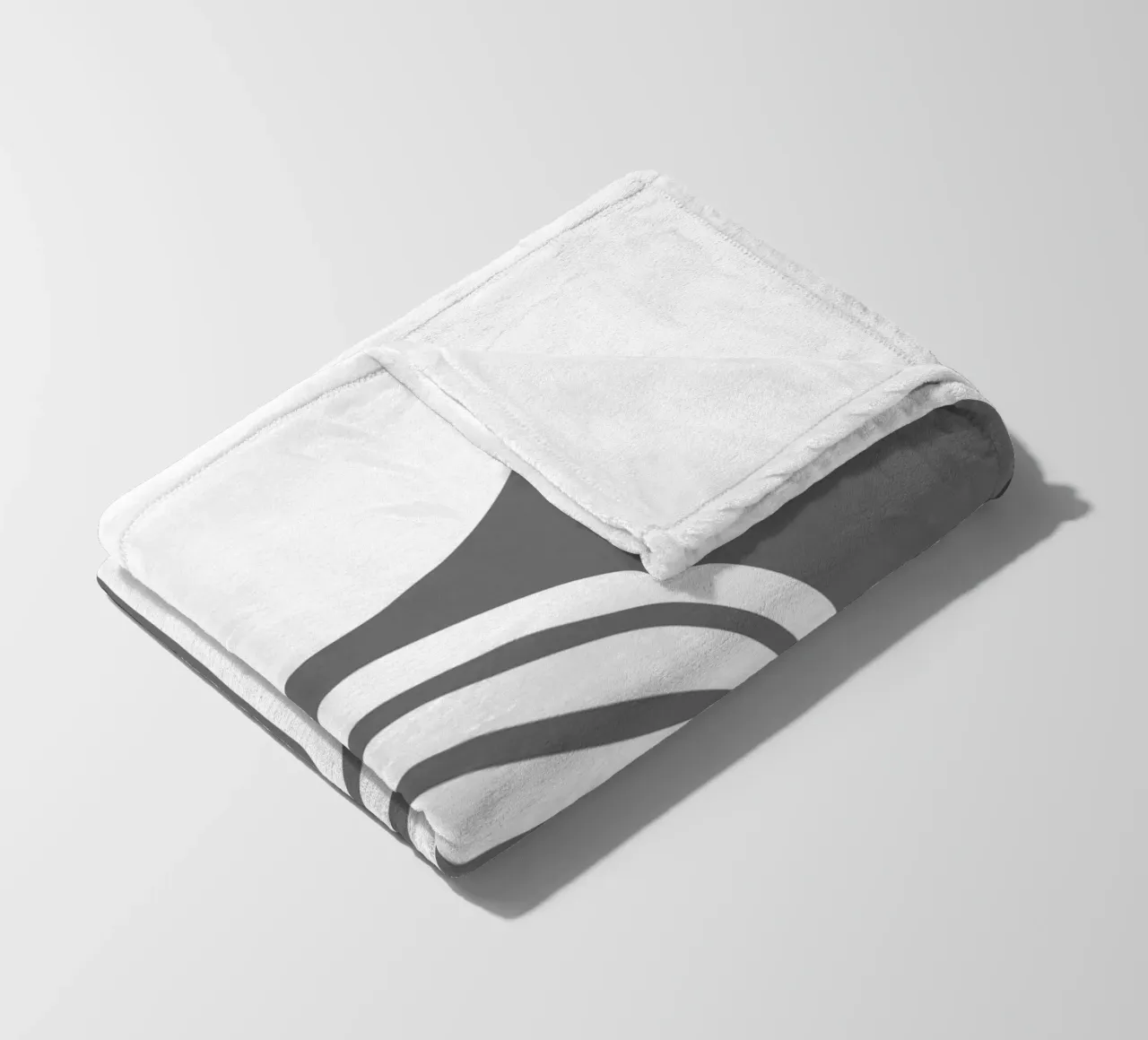 Arco geometrico minimalista e cerchio bianco su grigio scuro coperta in pile da Beauty in Simplicity