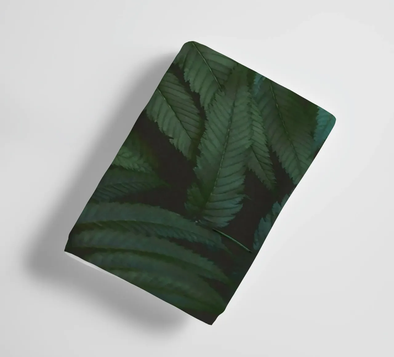 leaf in shadow asciugamano da bagno da melts