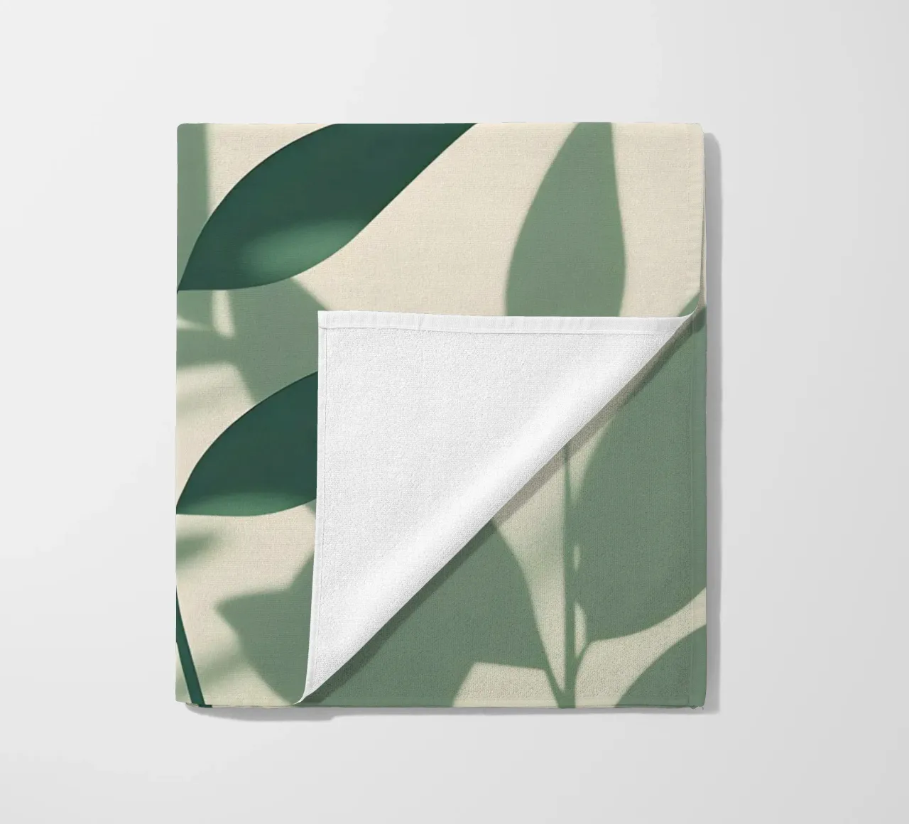 Botanische schaduwen strandhanddoek van Botanical Gallery