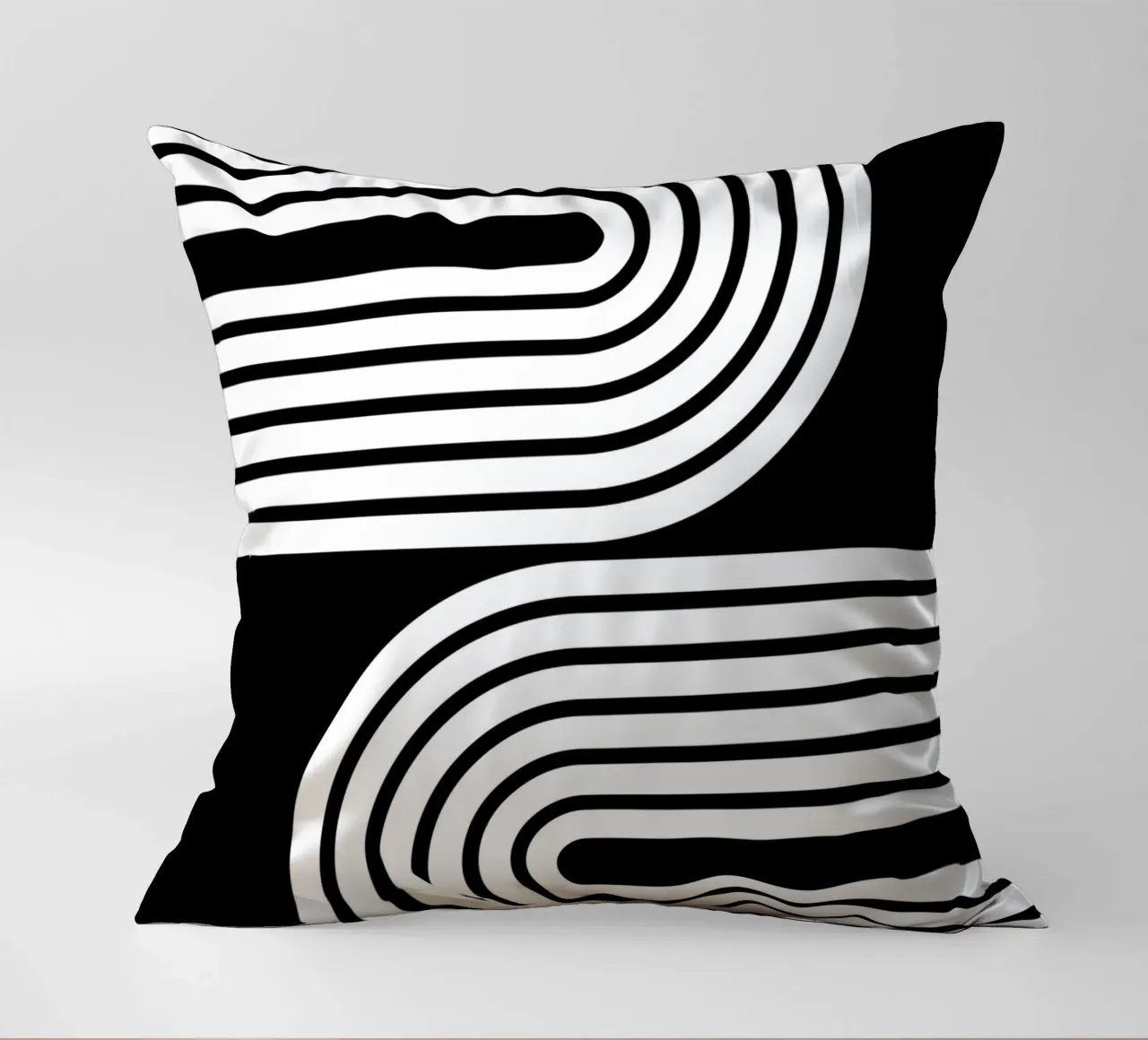 Archi geometrici minimalisti in grassetto | Bianco su nero cuscino da Beauty in Simplicity