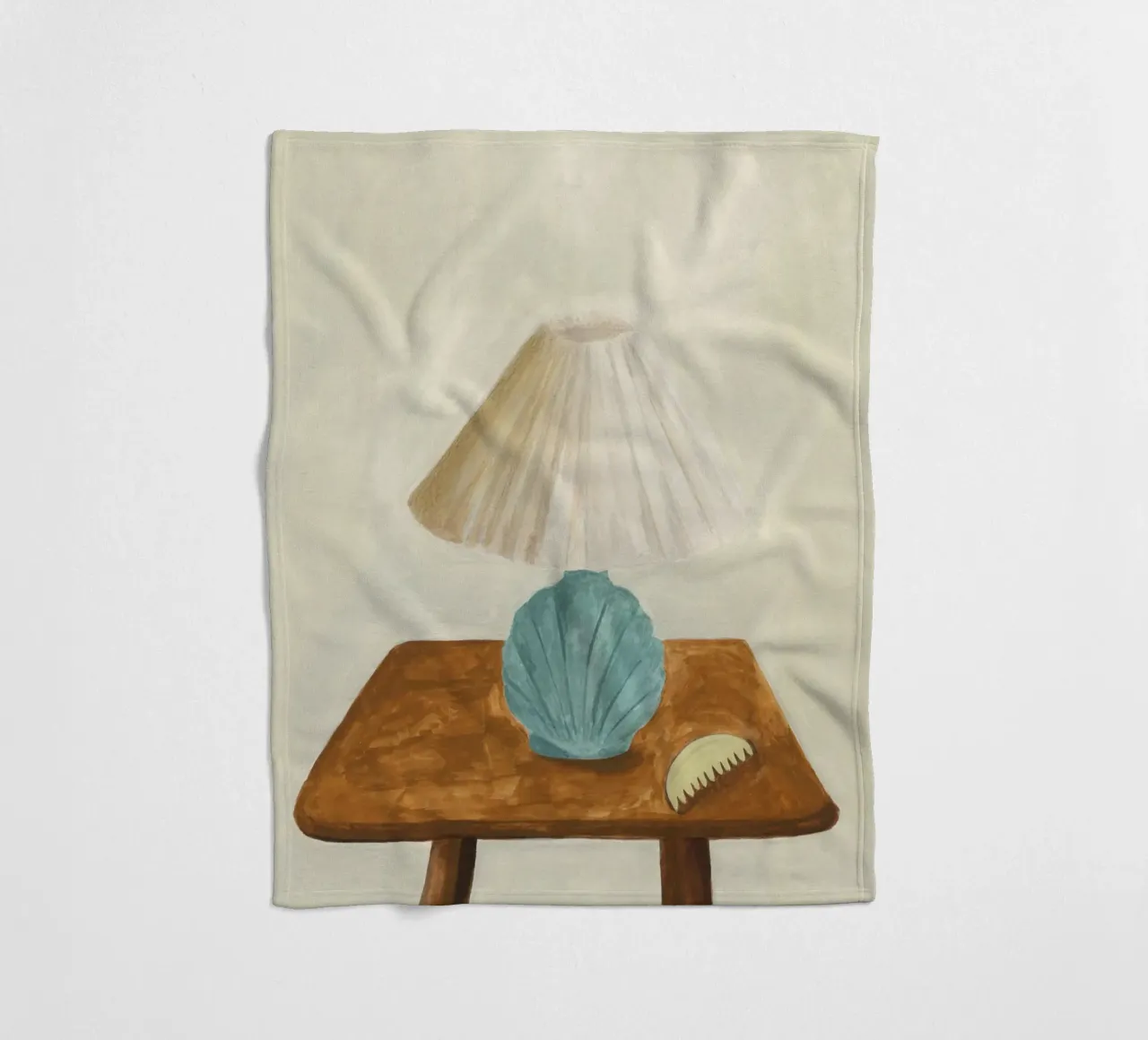Shell Lamp with Comb coperta in pile da Isabelle Vandeplassche