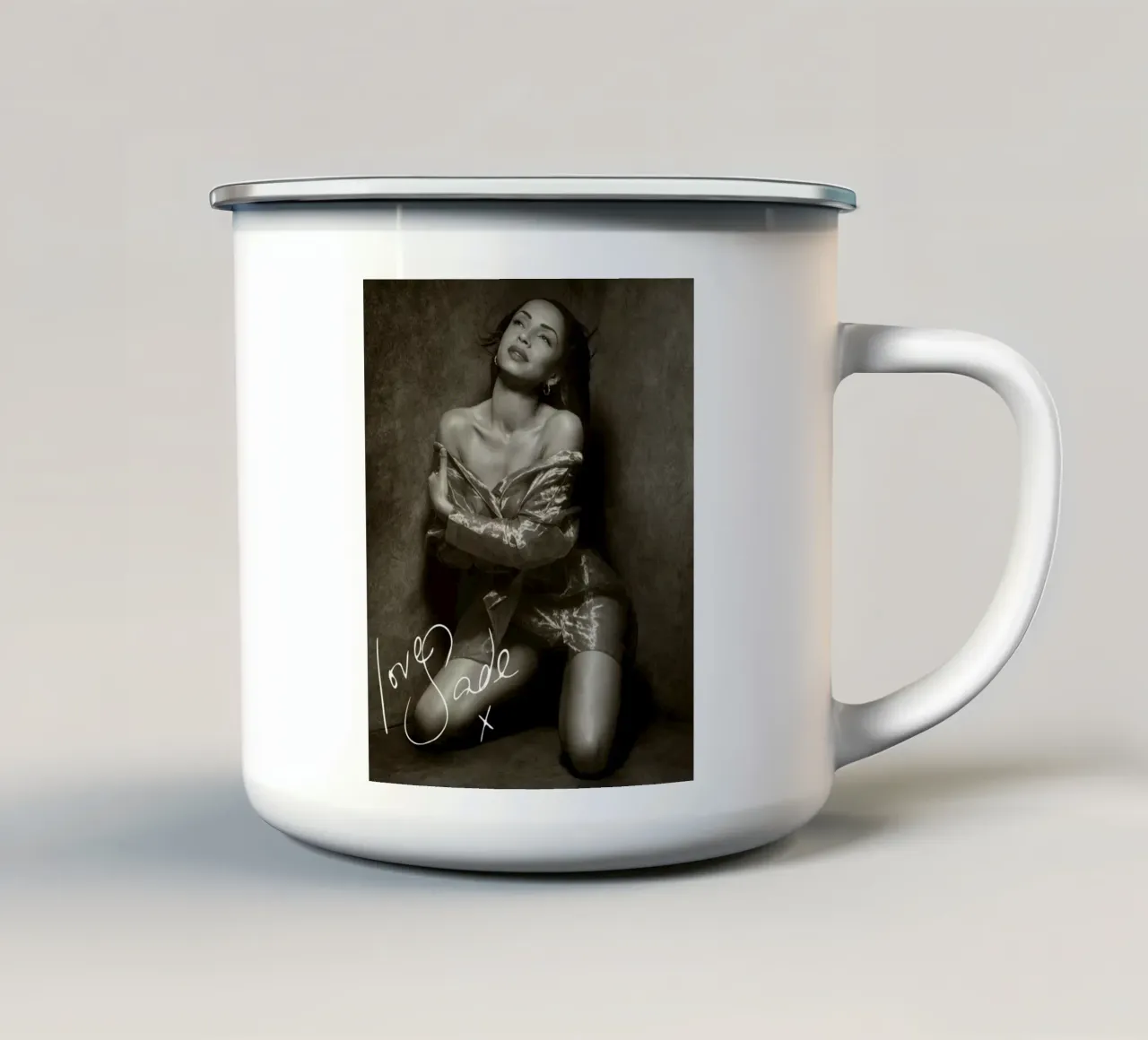 Sade Adu - Amore Sade 2 tazza in smalto da eliouxence