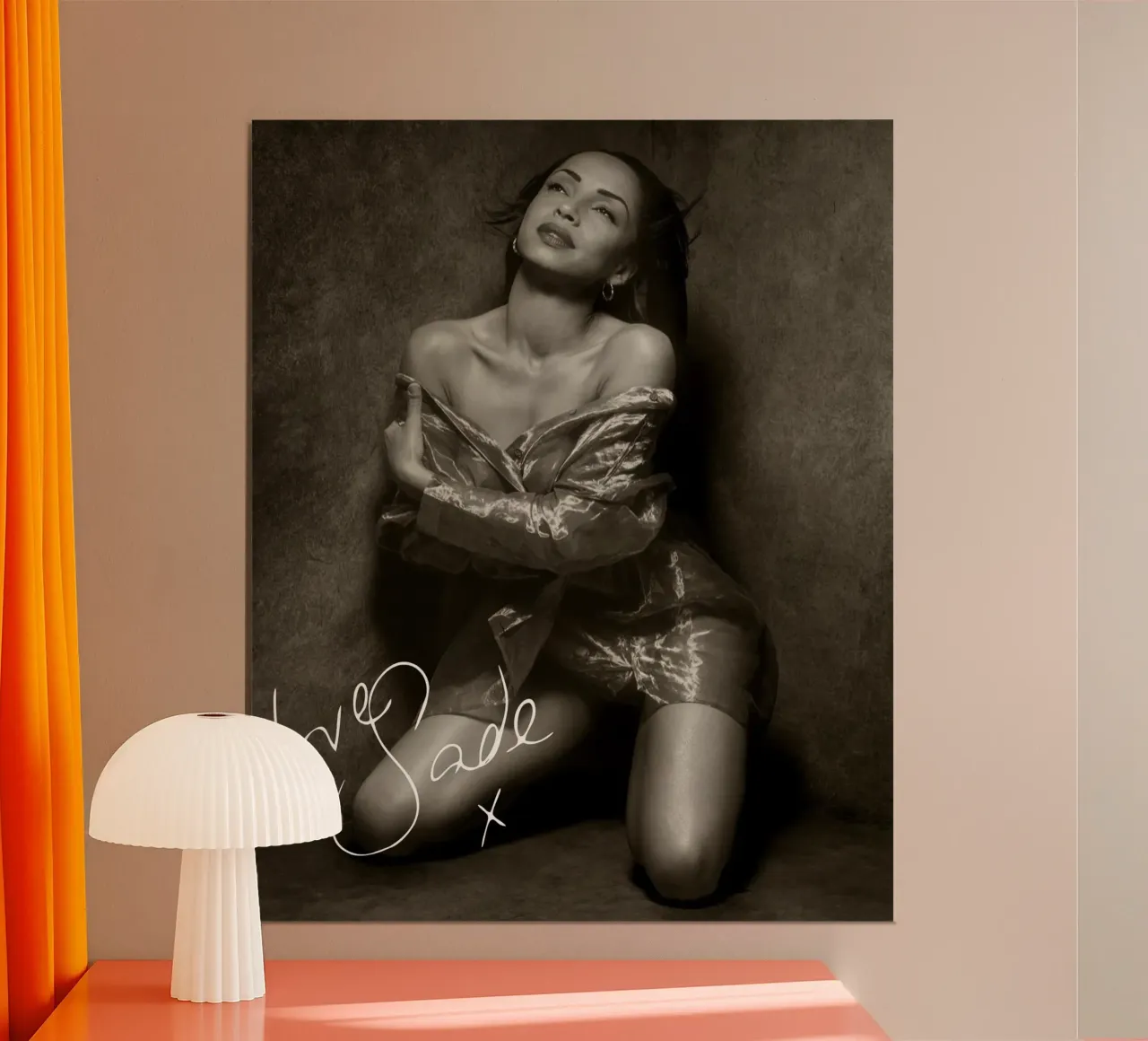 Sade Adu - Amore Sade 2 poster con telaio in legno da eliouxence
