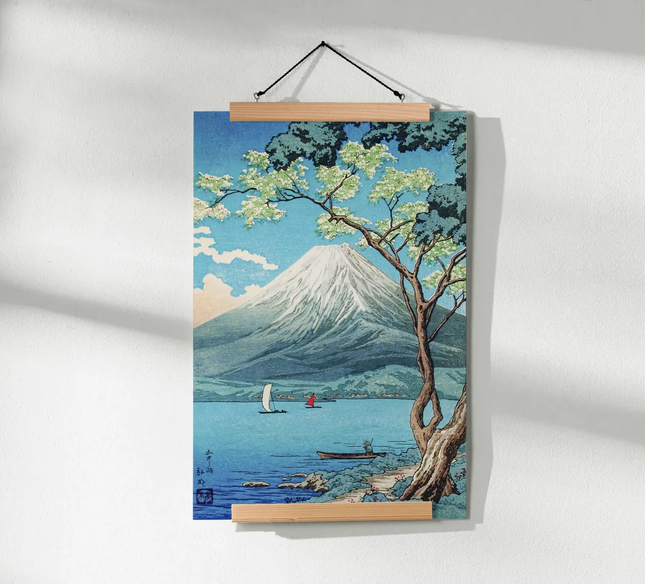 Il Monte Fuji dal lago Yamanaka di Hiroaki Takahashi poster con telaio in plastica da Art History