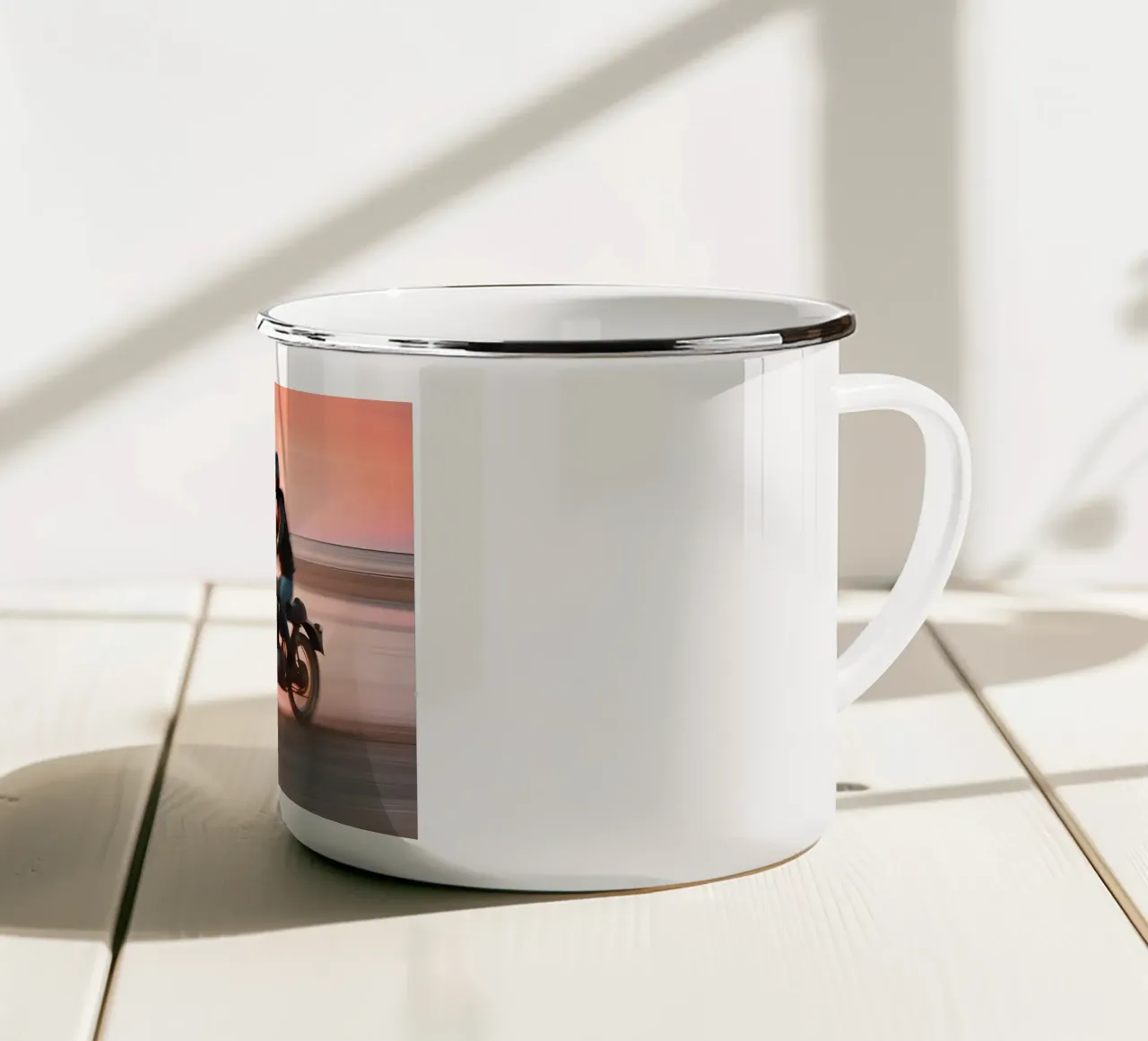 Sunset Driver tazza in smalto da ICONICA Art Studio